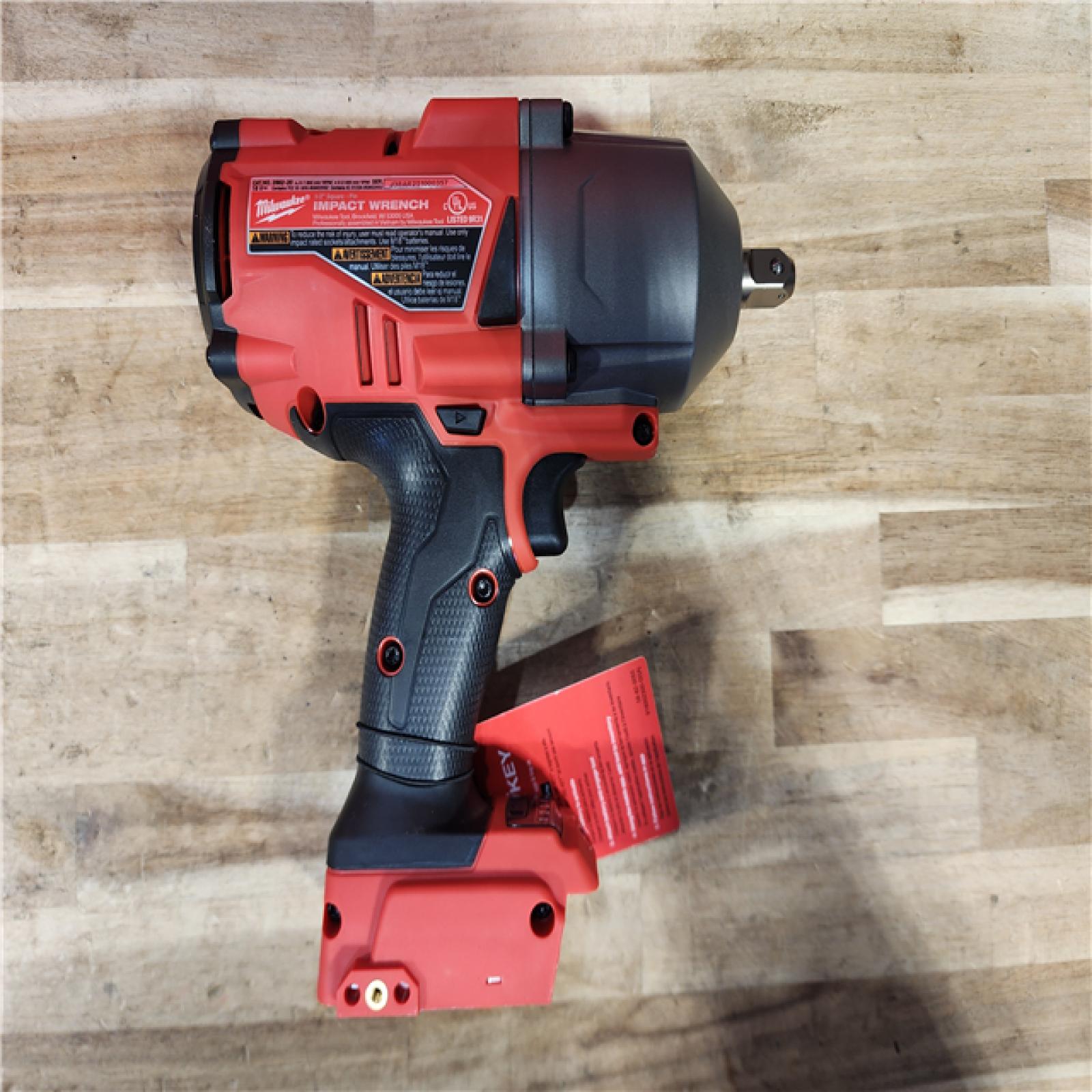 HOUSTON LOCATION - AS-IS (APPEARS LIKE NEW) Milwaukee M18 FUEL with ONE-KEY High Torque Impact Wrench 1/2inch Pin Detent Kit - 2862-22R