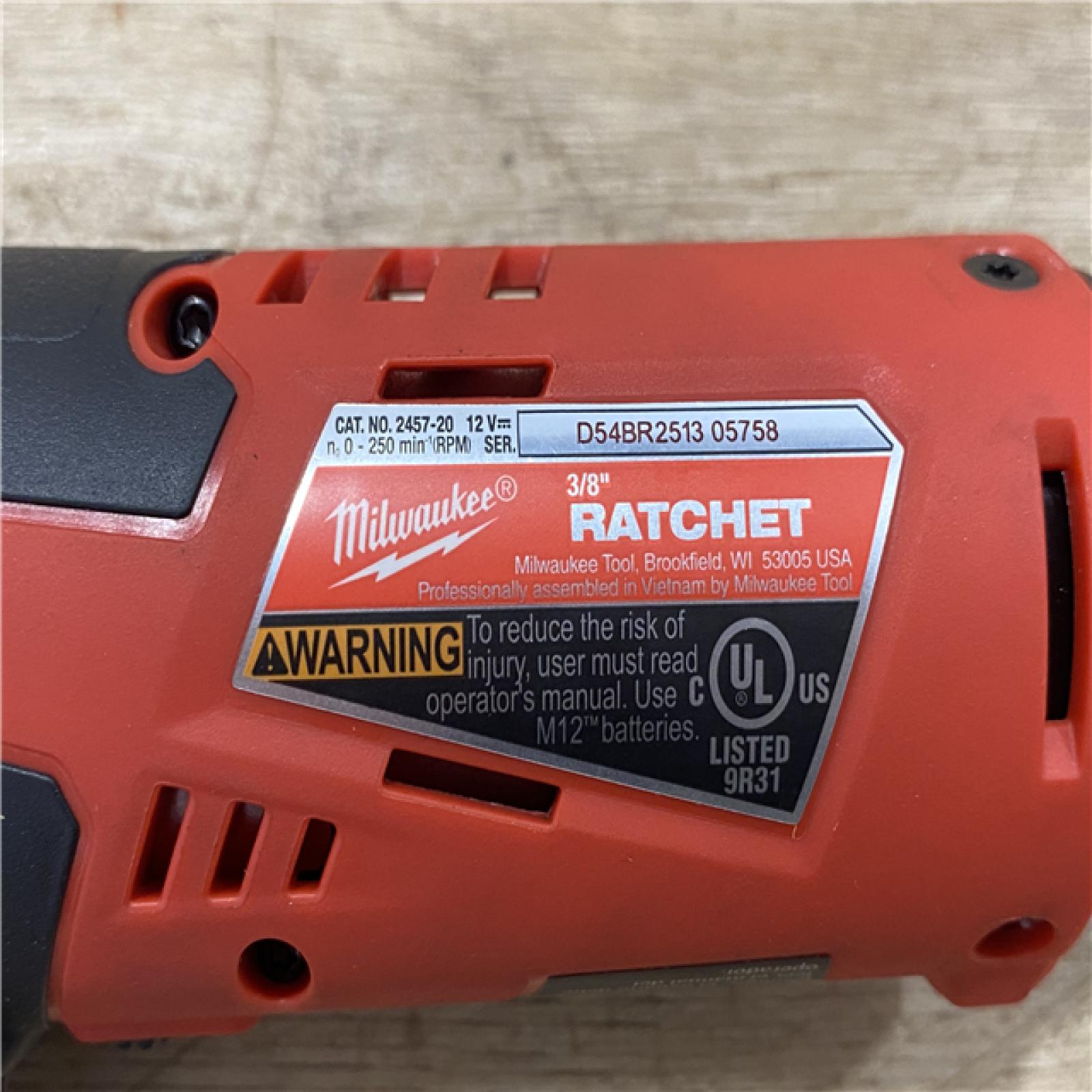 AS-IS Milwaukee 12V Lithium-Ion Cordless 3/8 in. Ratchet (Tool-Only)
