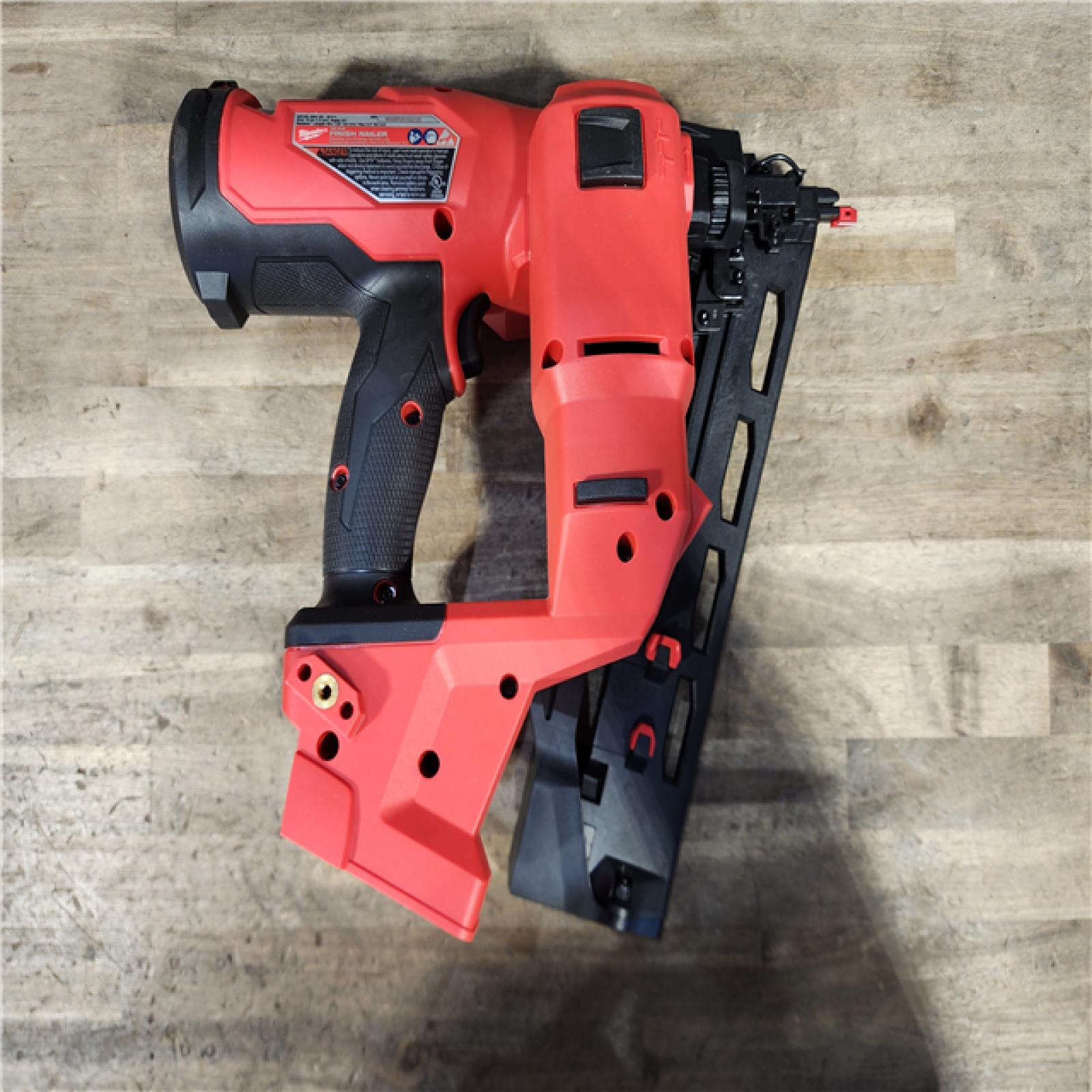 HOUSTON LOCATION - AS-IS (APPEARS LIKE NEW) Milwaukee 2841-20 18V Cordless Gen II 16 Gauge Angled Finish Nailer (Tool Only)