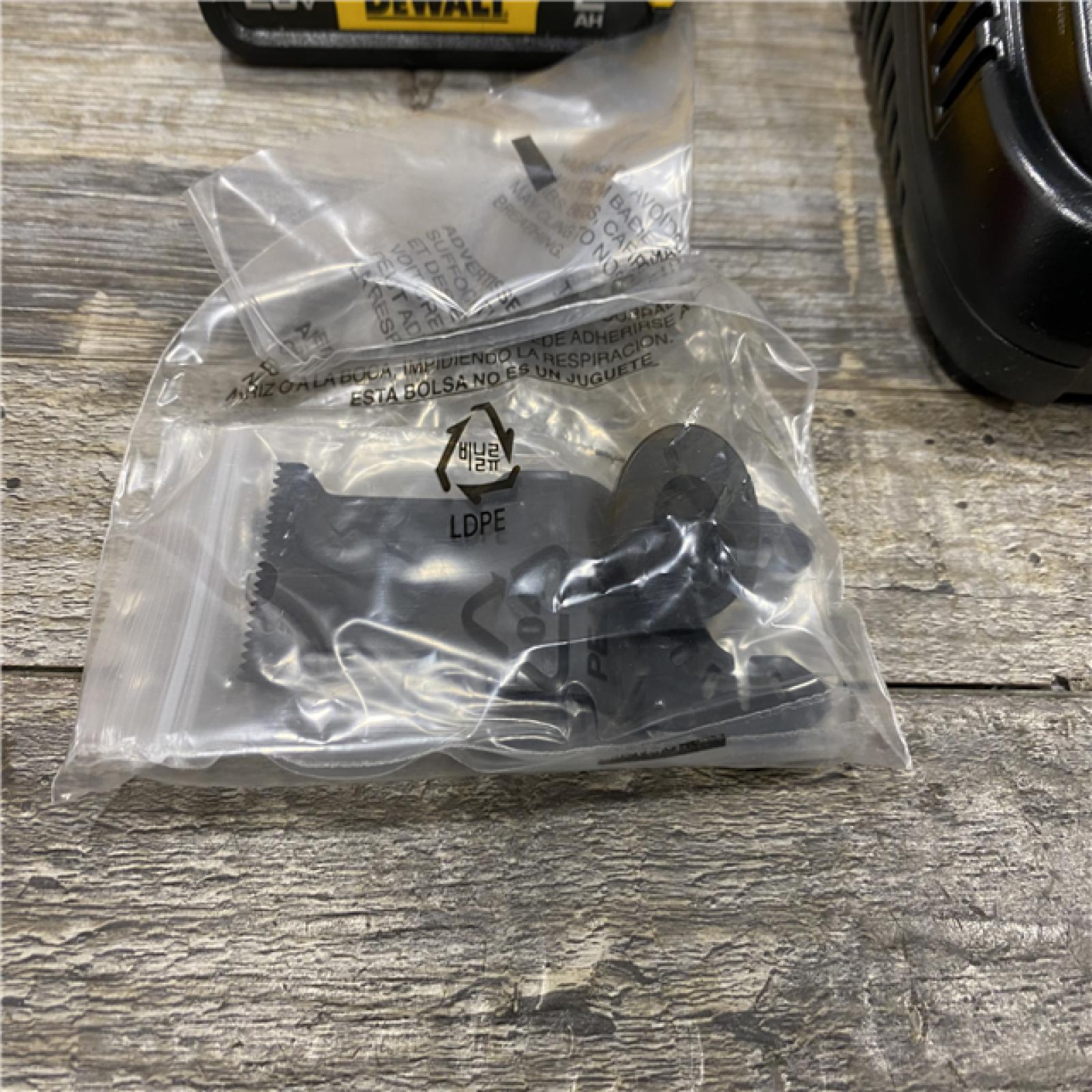 AS-IS DEWALT ATOMIC 20V MAX Cordless Brushless Oscillating Multi Tool Kit