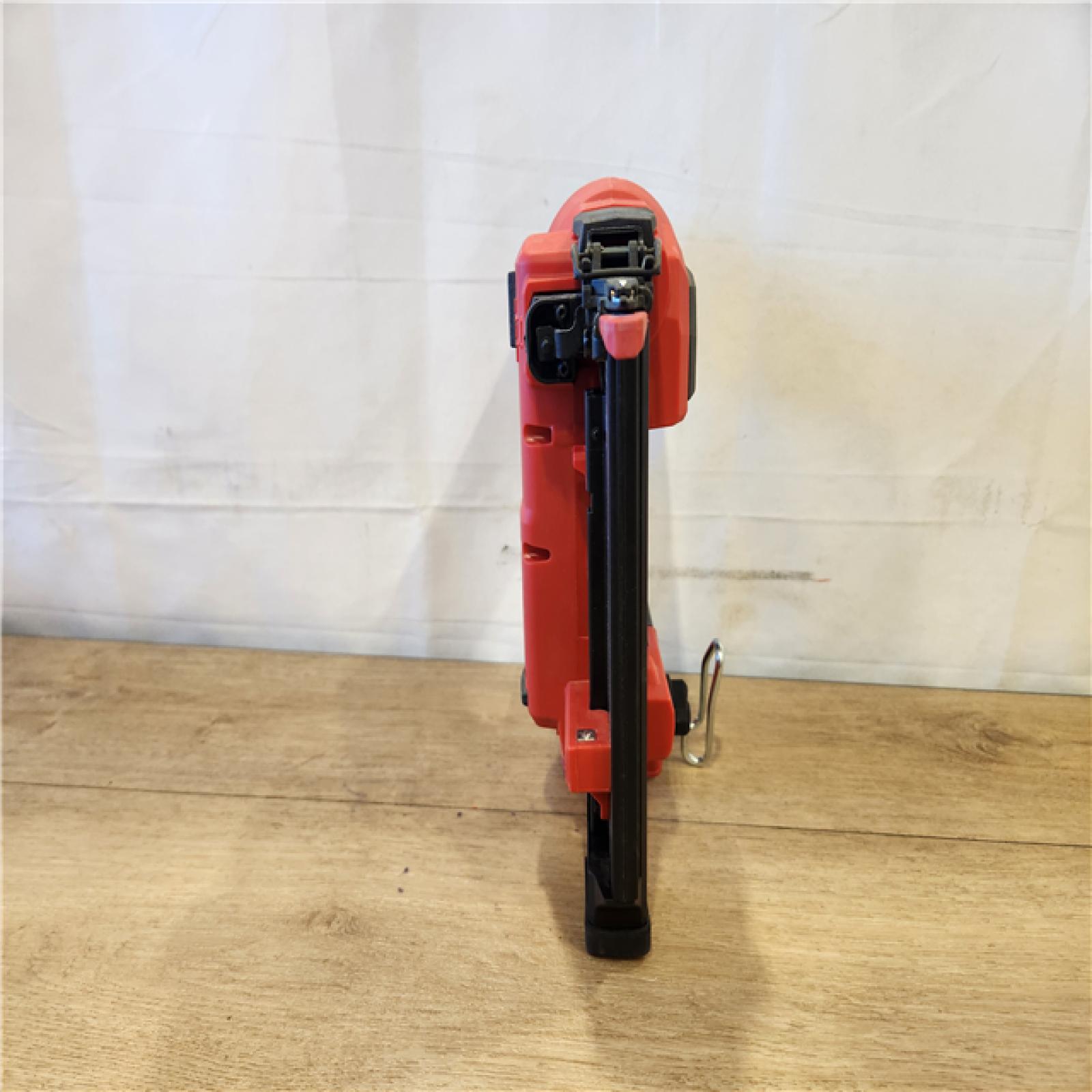 AS-IS- Milwaukee M18 FUEL 18 Gauge Brad Nailer