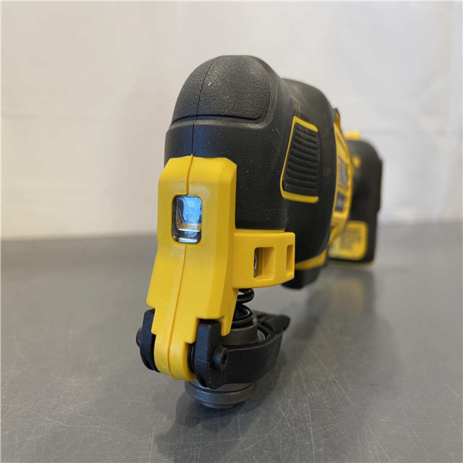 AS-IS - DEWALT ATOMIC 20V MAX Cordless Brushless Oscillating Multi Tool (Tool Only)
