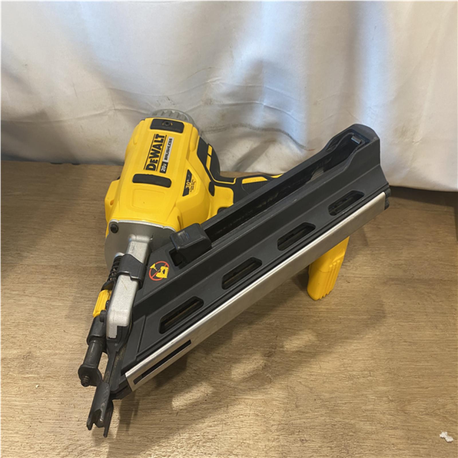 AS-IS DEWALT 20-Volt 21° Cordless Framing Nailer (Tool-Only)