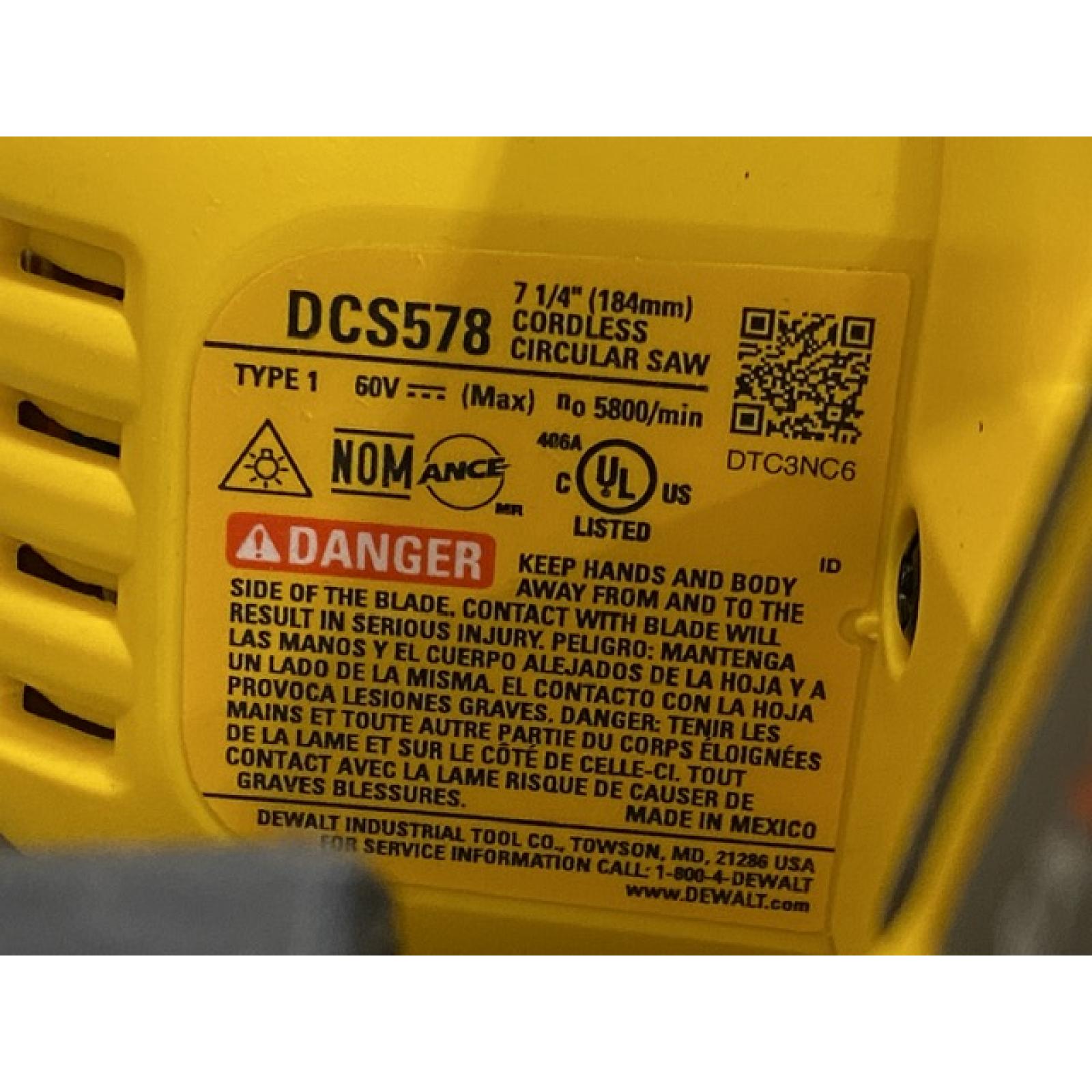 AS-IS DEWALT FLEXVOLT 60V MAX Cordless Brushless 7-1/4 in. Circular Saw with Brake (Tool Only)