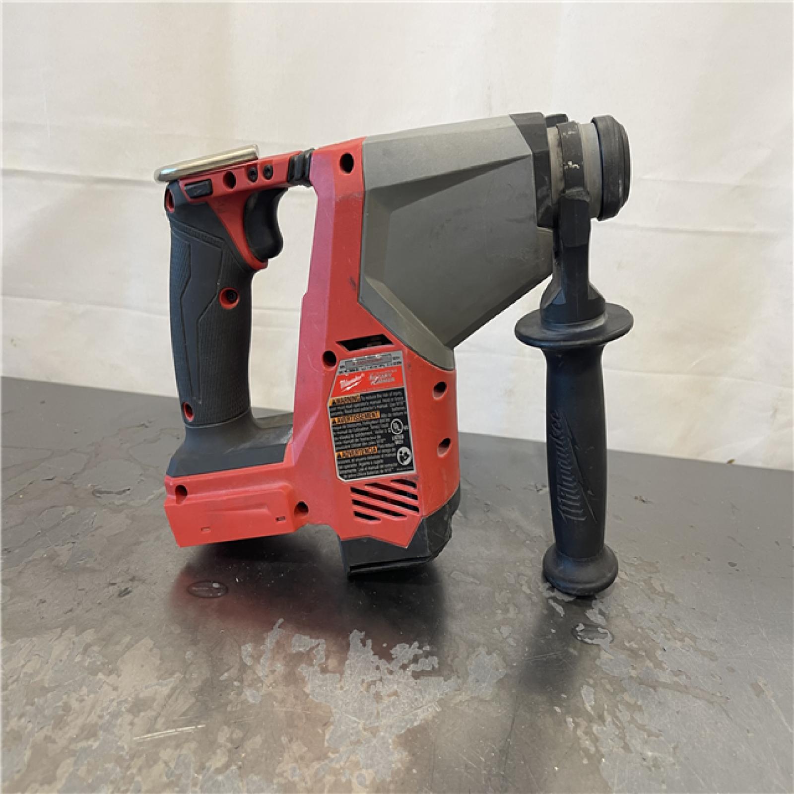 AS-IS- Milwaukee M18 FUEL 18V Lithium-Ion Brushless Cordless 5/8 in. SDS-Plus Rotary Hammer (Tool-Only)