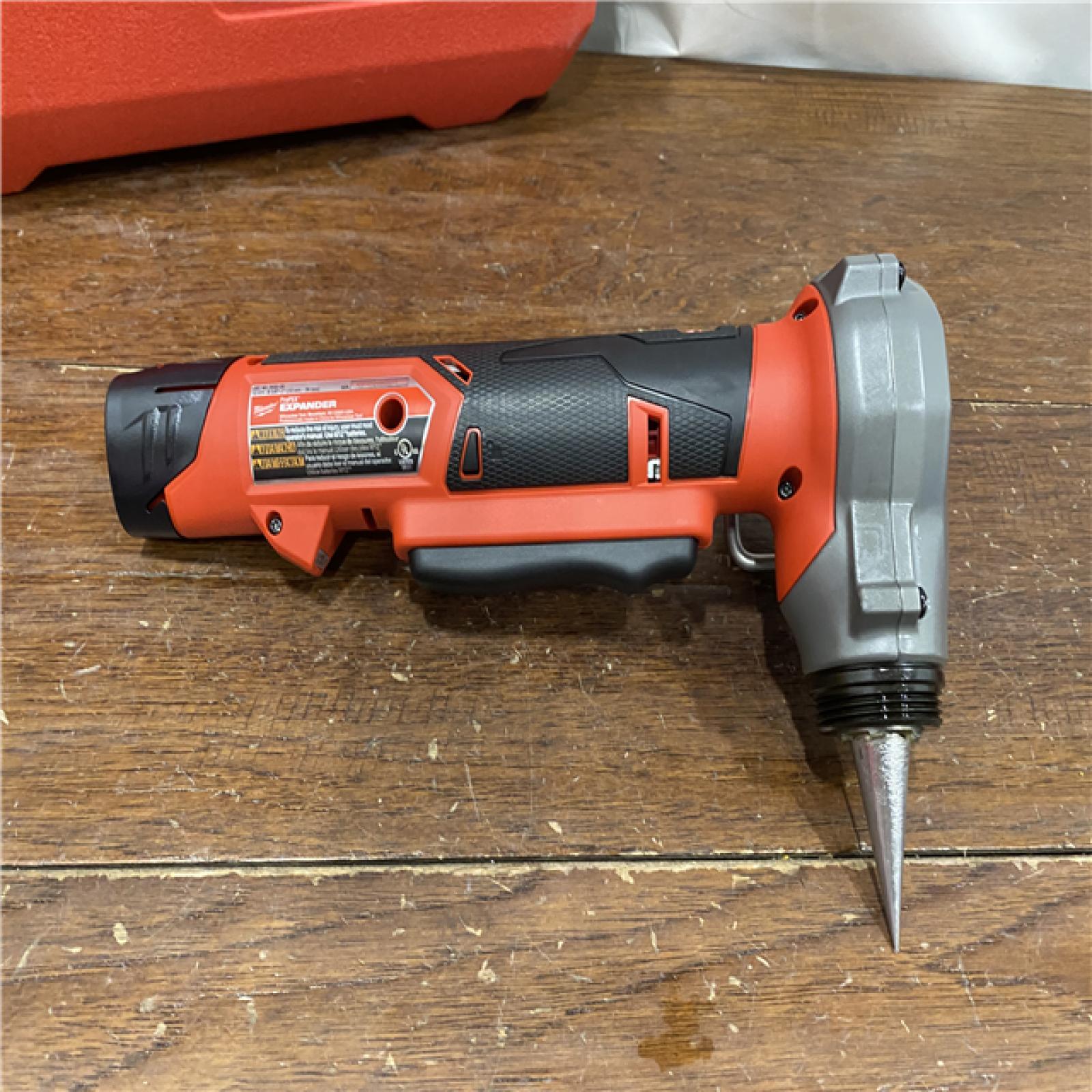 AS-IS Milwaukee 2532-22 Expander Kit W/ 1/2 -1  Heads