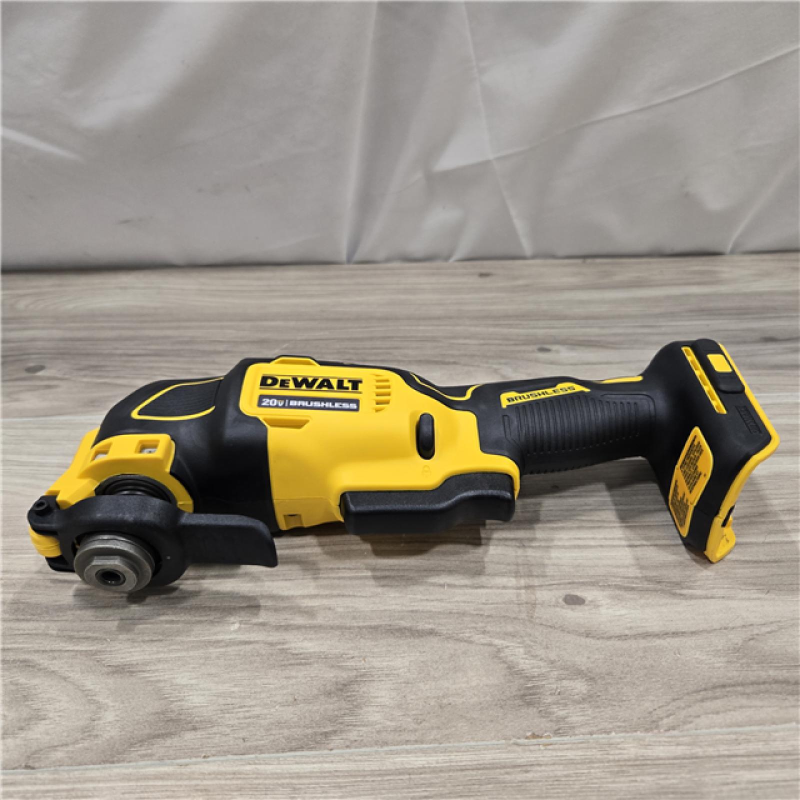 AS-IS DEWALT ATOMIC 20V MAX Cordless Oscillating Multi Tool (Tool Only)