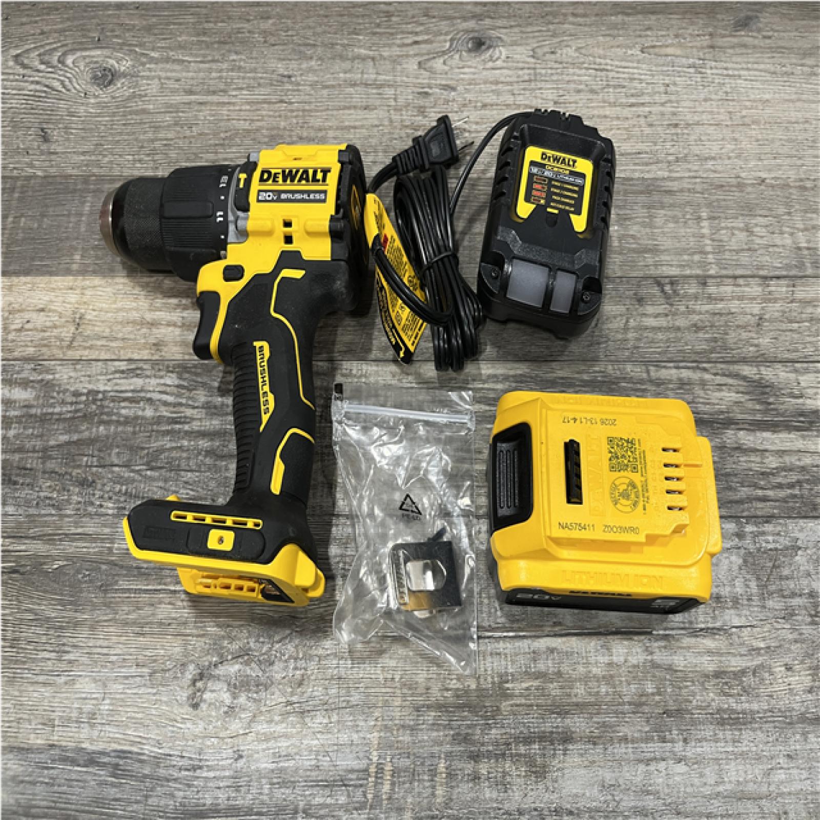 AS-IS DEWALT ATOMIC 20V Lithium-Ion Cordless 1/2 in. Hammer Drill Kit