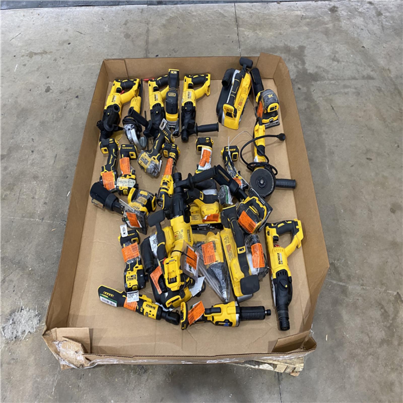 Houston Location AS IS - Tool Pallet