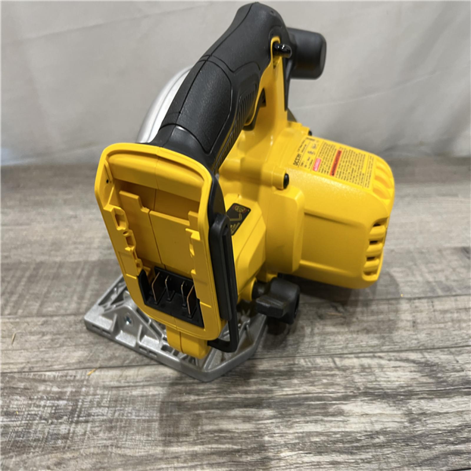 AS-IS DEWALT 20-Volt MAX Lithium-Ion Cordless 6-1/2 in. Circular Saw (Tool-Only)