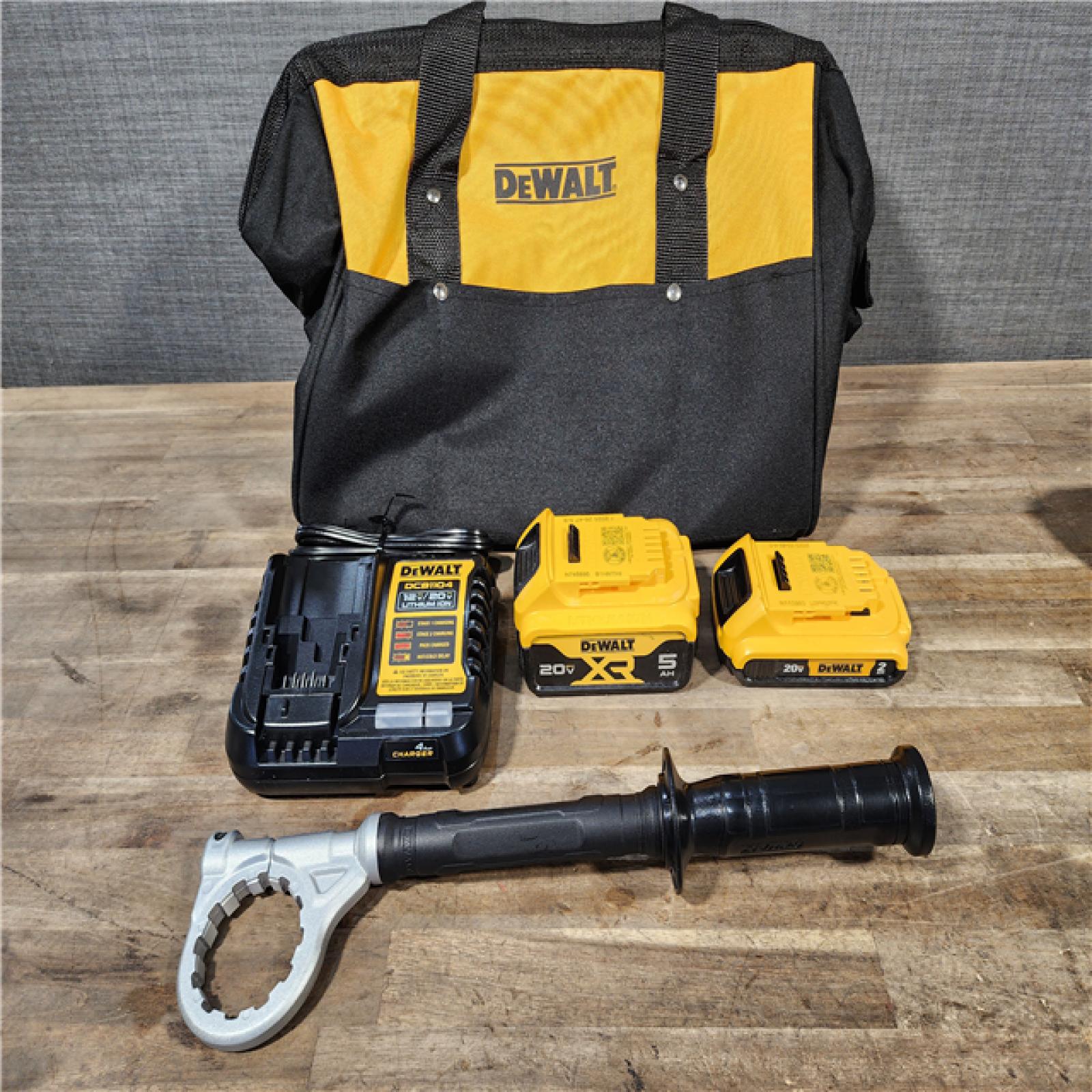 HOUSTON LOCATION - AS-IS (APPEARS LIKE NEW) DeWalt 20V MAX XR Cordless Brushless 2 Tool Hammer Drill and Impact Driver Kit