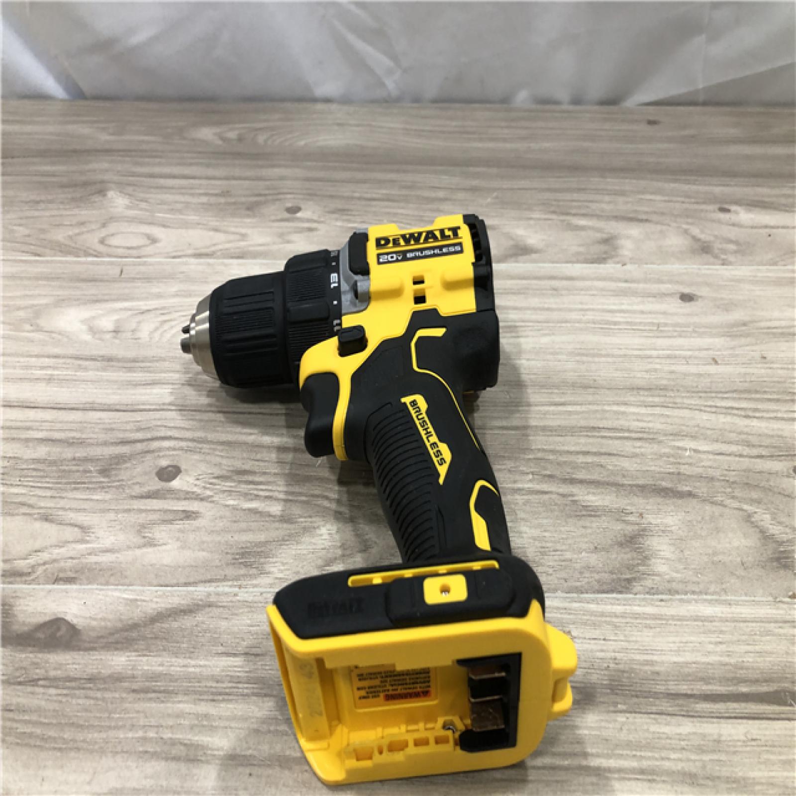 AS-IS DEWALT Atomic 20V Lithium-Ion Cordless Compact 1/2 in. Drill/Driver Kit