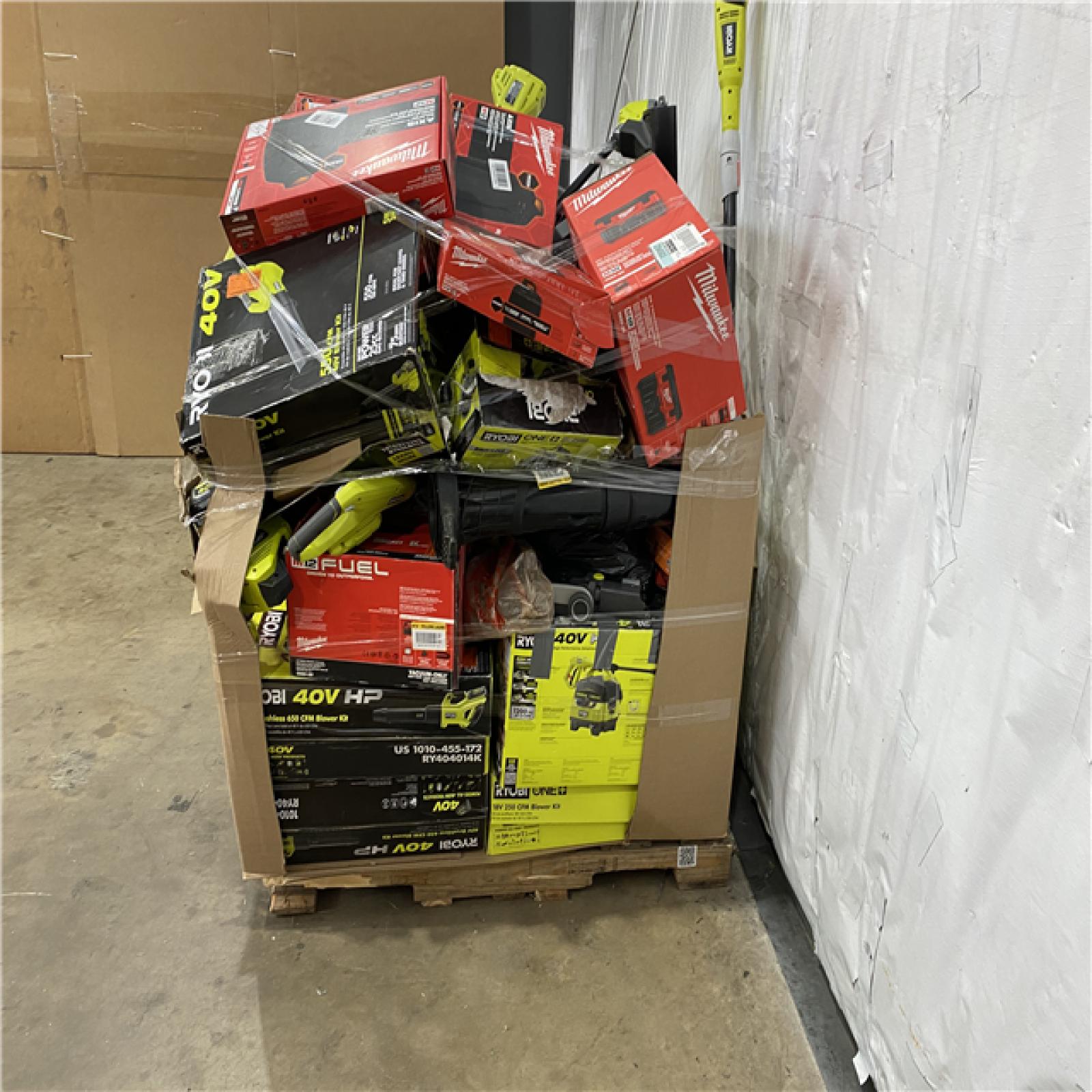 Houston Location AS IS - Tool Pallet