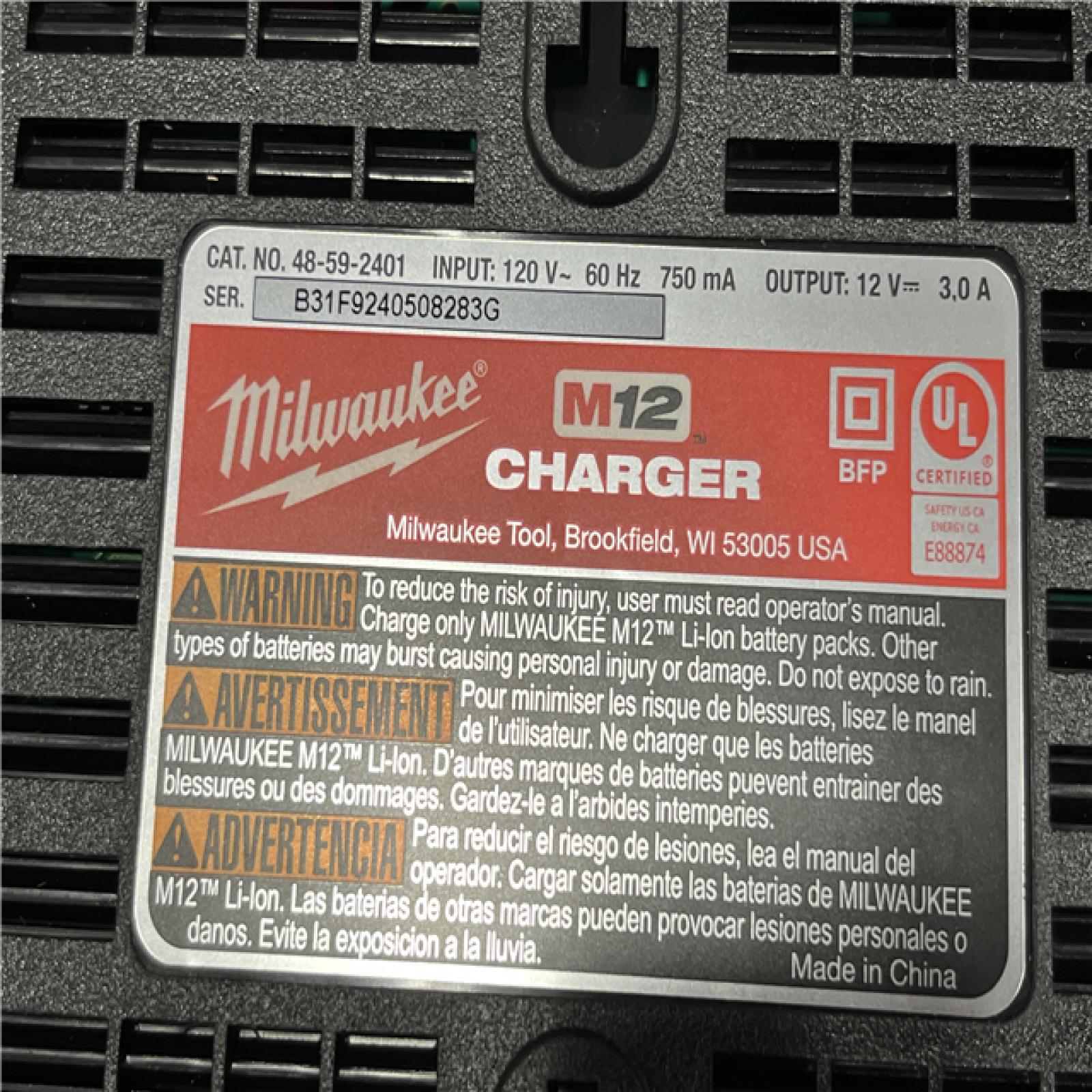 AS-IS Milwaukee 12-Volt Lithium-Ion Cordless Green 250 ft. 3-Plane Laser Level Kit