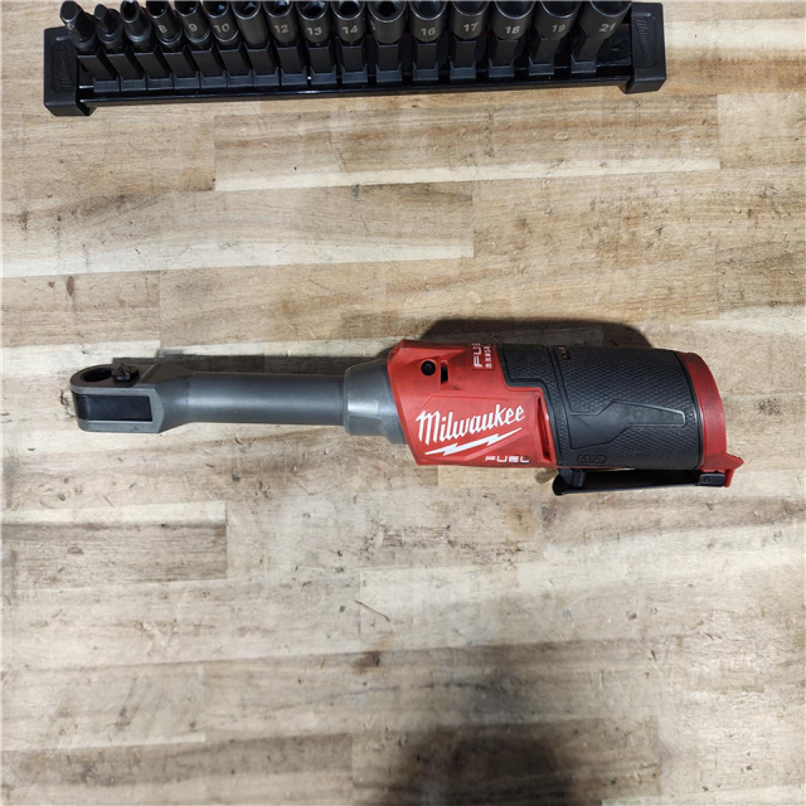 HOUSTON LOCATION - AS-IS Milwaukee FUEL INSIDER 12V Lithium-Ion Brushless Cordless 1/4 in. - 3/8 in. Extended Reach Box Ratchet (Tool-Only)