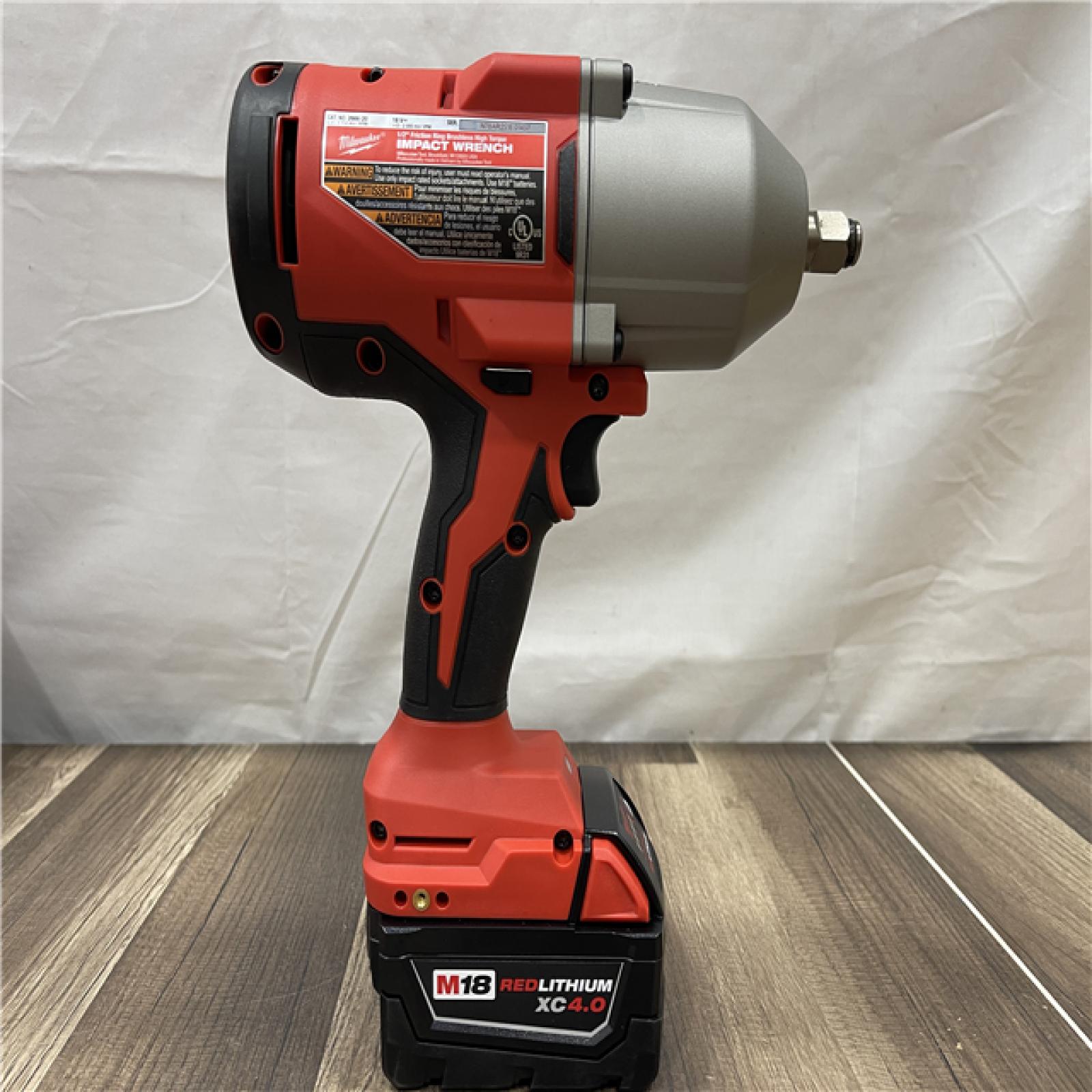 AS-IS Milwaukee M12/M18 12/18V Lithium-Ion Cordless 3/8 in. Ratchet and 1/2 in .Combo Kit