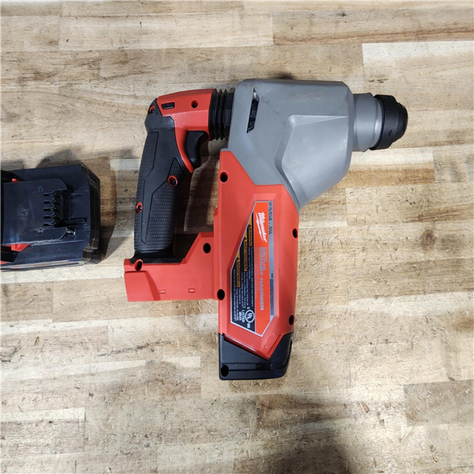 HOUSTON LOCATION - AS - IS Milwaukee  FUEL 18V Lithium-Ion Brushless Cordless 1 in. SDS-Plus Rotary Hammer W/ (2) BATTERIES