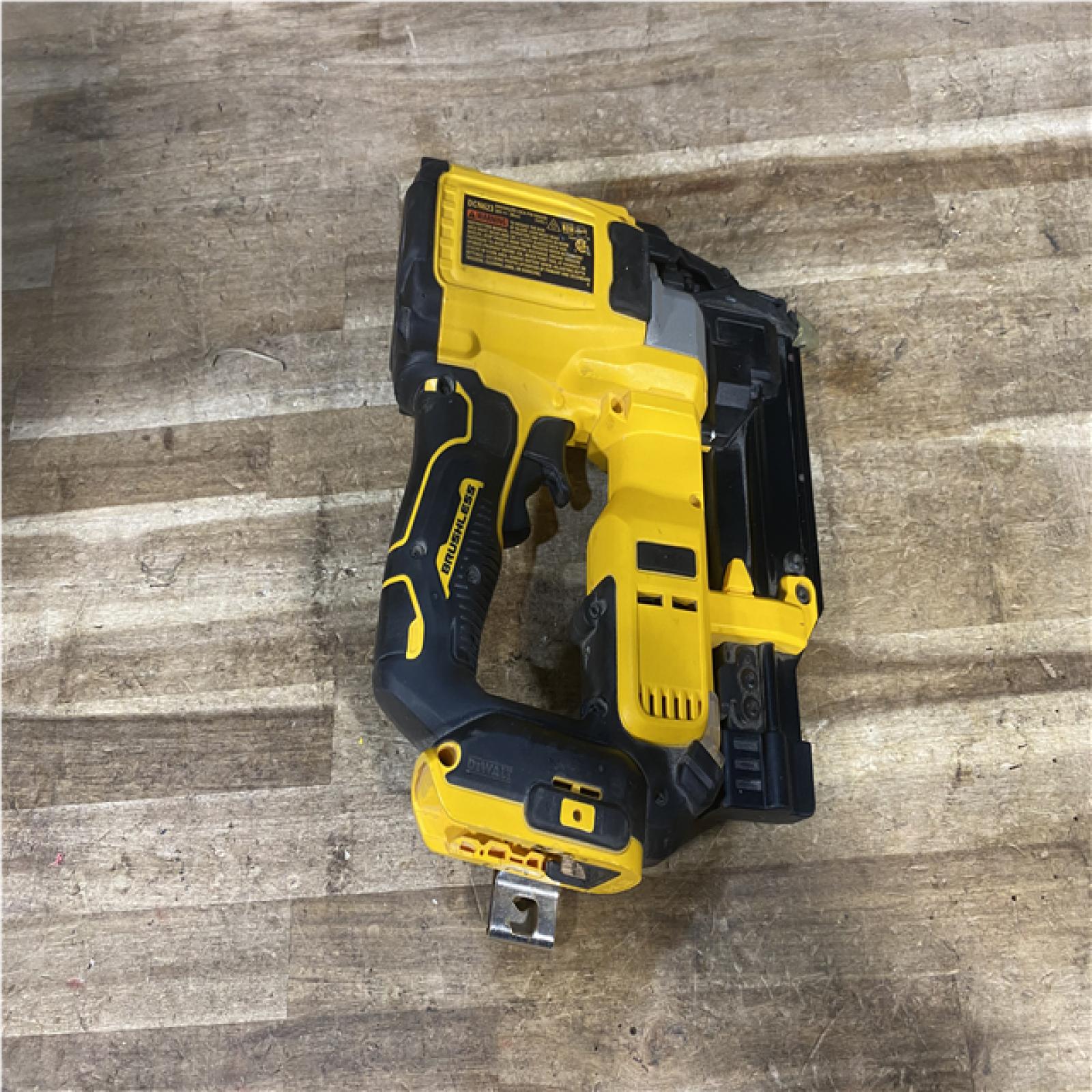 Houston Location AS-IS DEWALT ATOMIC 20V MAX Lithium Ion Cordless 23 Gauge Pin Nailer (Tool Only)