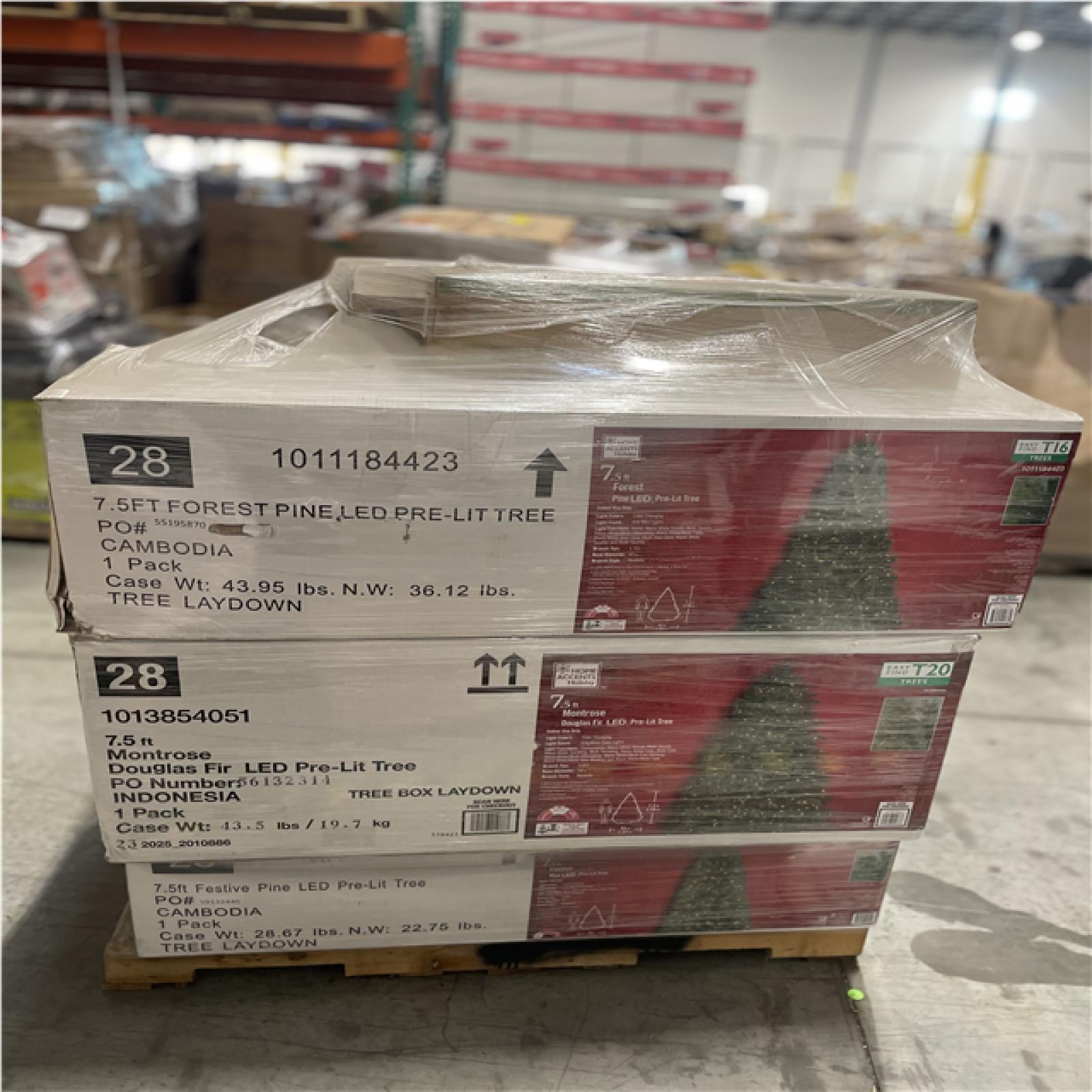 DALLAS LOCATION - MIXED CHRISTMAS TREE PALLET