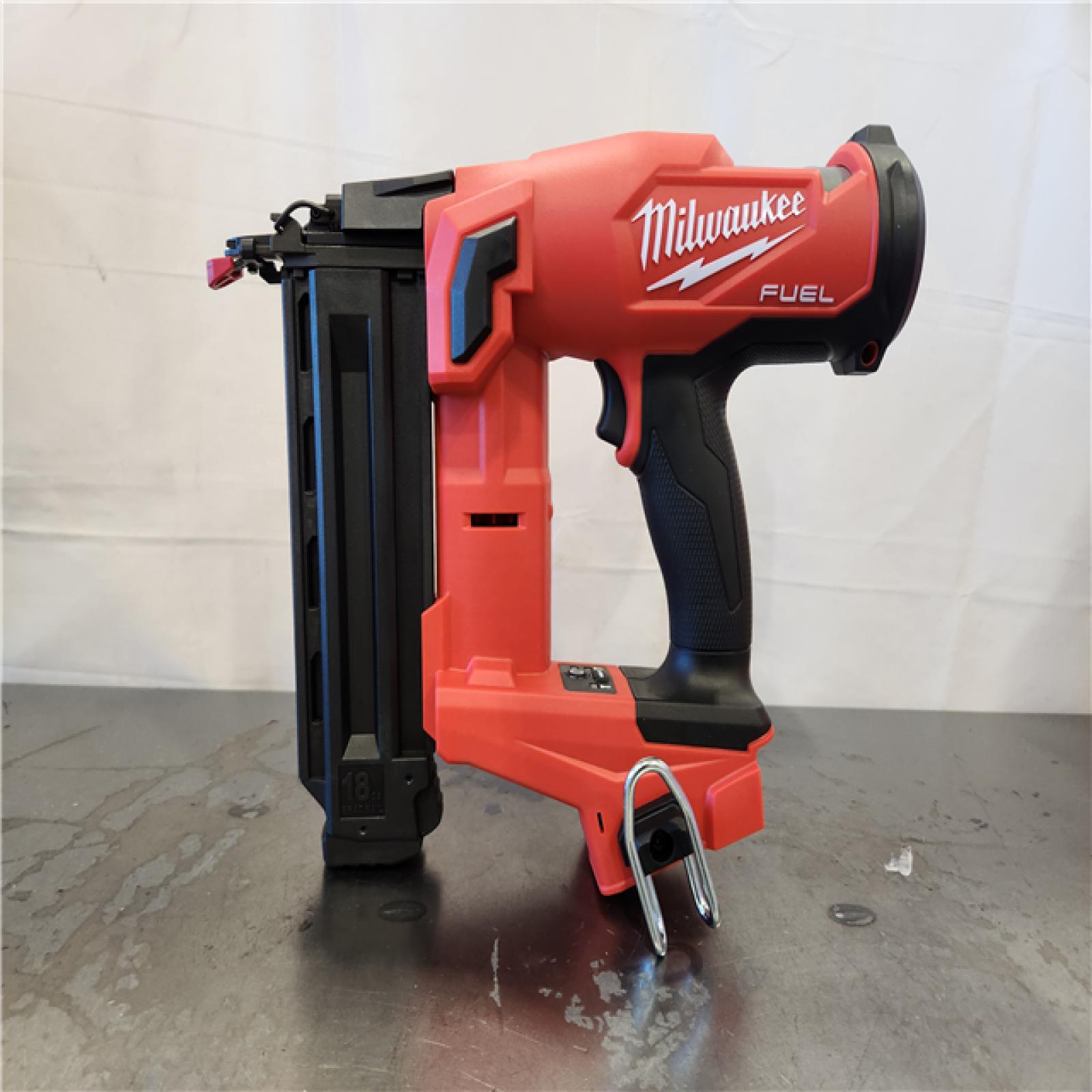 AS-IS- Milwaukee M18 FUEL 18 Gauge Brad Nailer