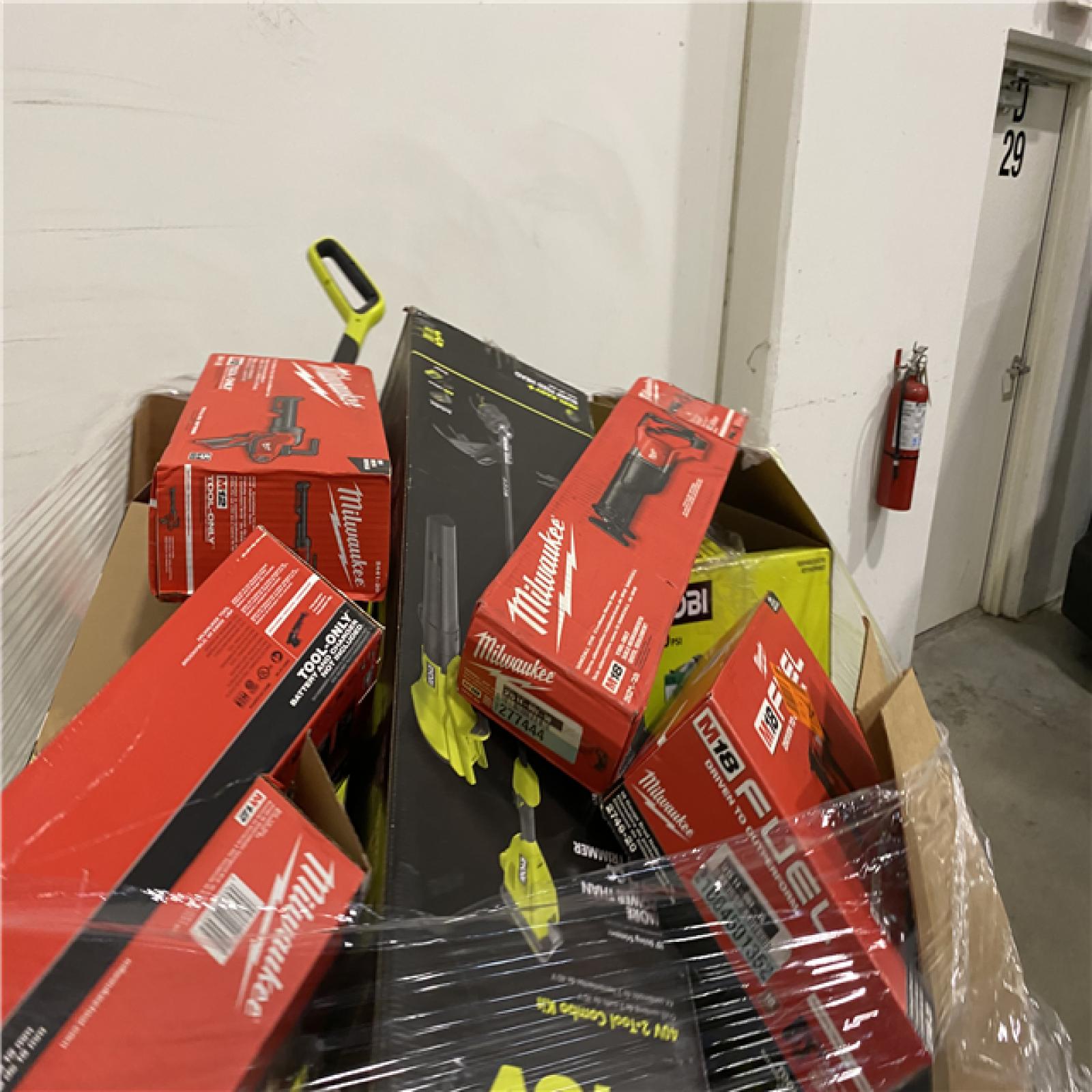 Dallas Location - As-Is Tool Pallet