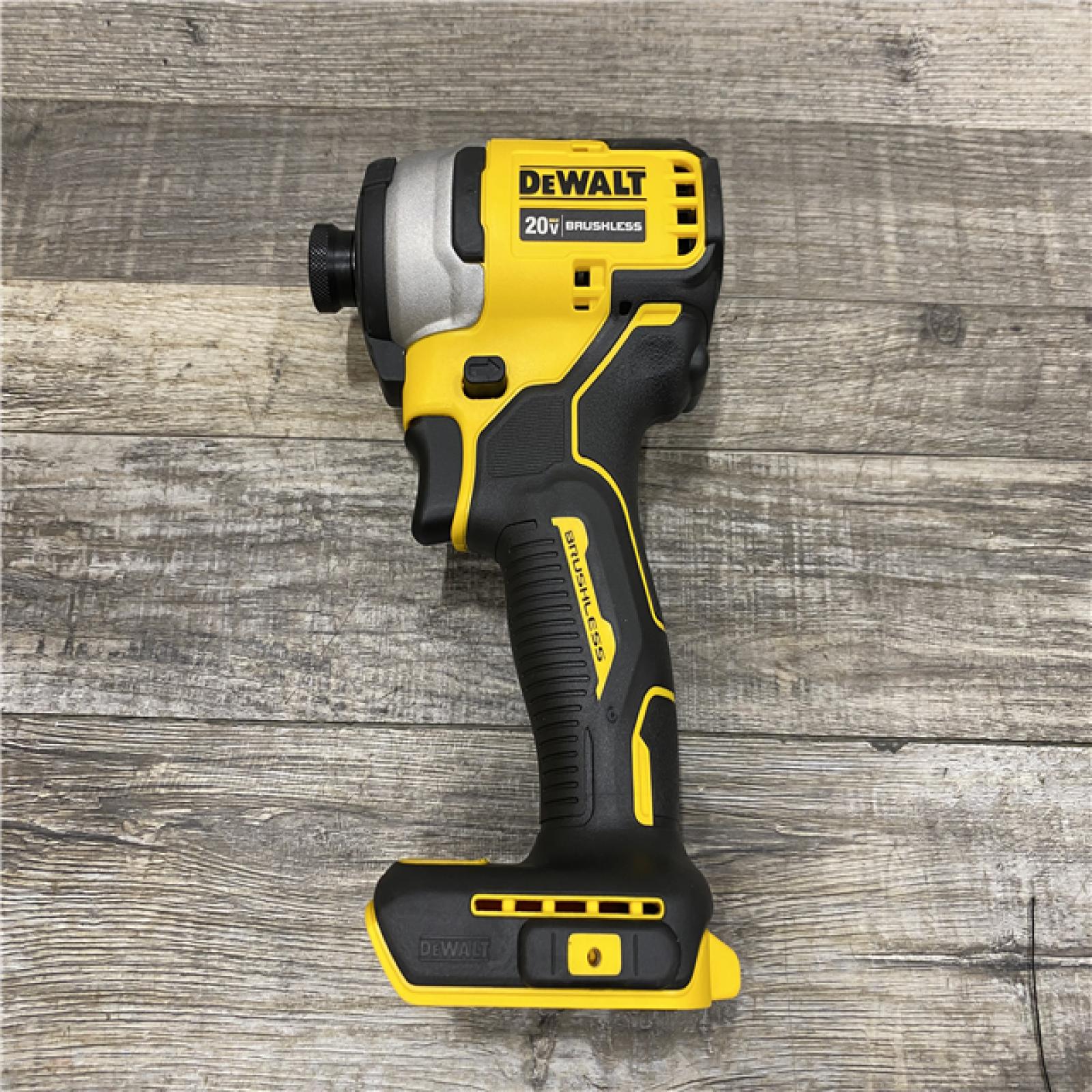 AS-IS DEWALT ATOMIC 20V MAX Lithium-Ion Brushless Cordless Compact 1/4 Impact Driver Kit