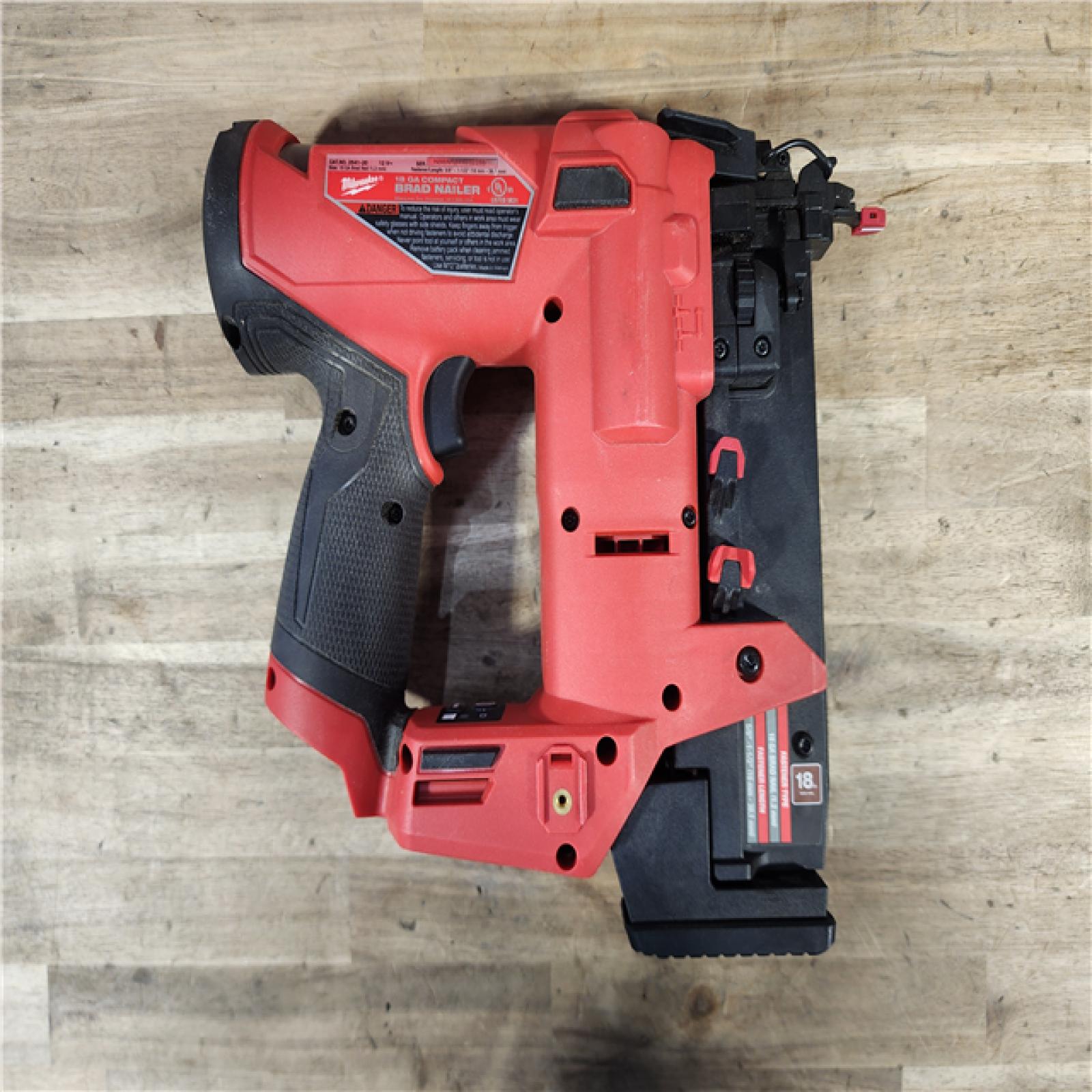 HOUSTON LOCATION - AS-IS M12 FUEL 12-Volt Lithium-Ion Brushless Cordless 18-Guage Compact Brad Nailer (Tool Only)