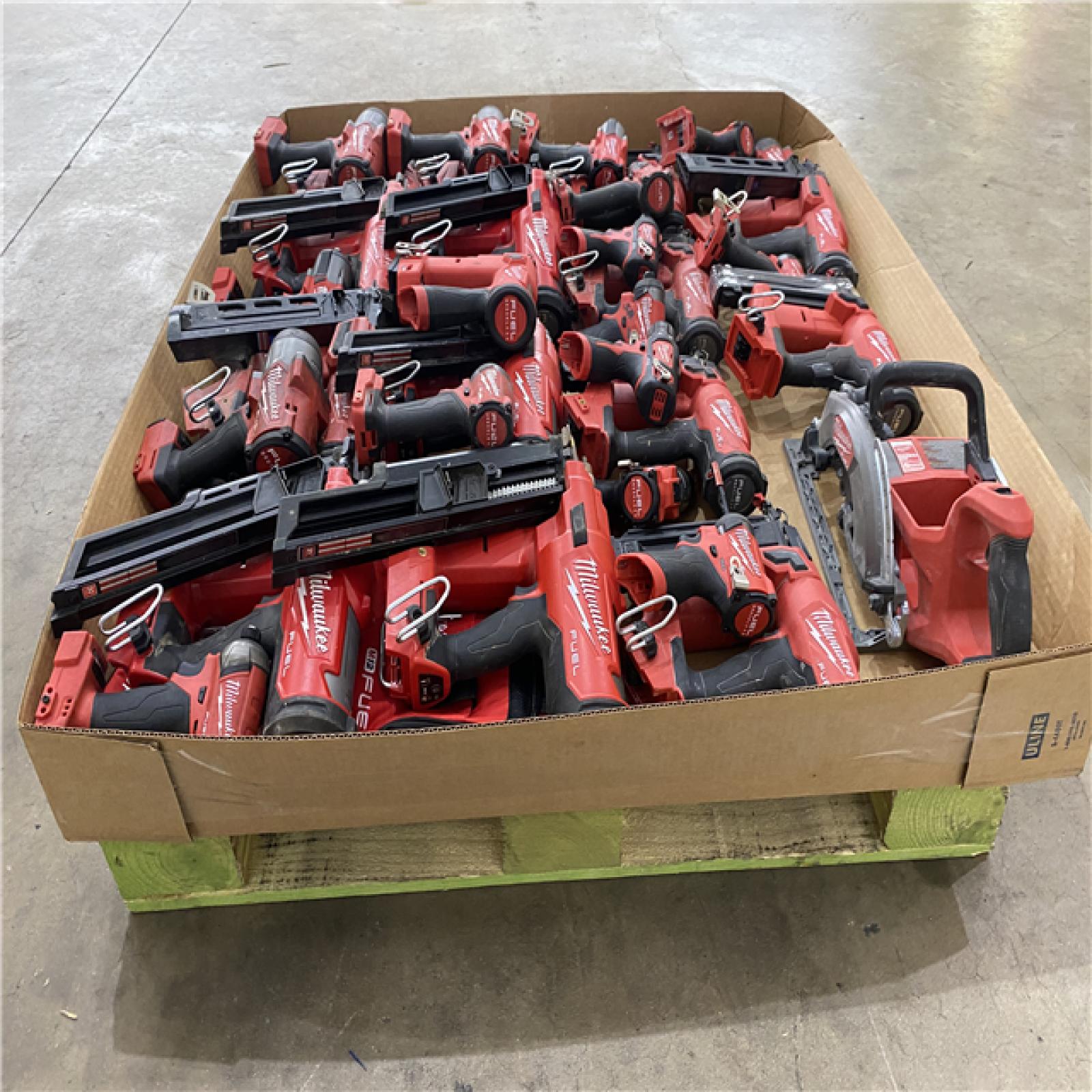 Houston Location AS IS - Tool Pallet