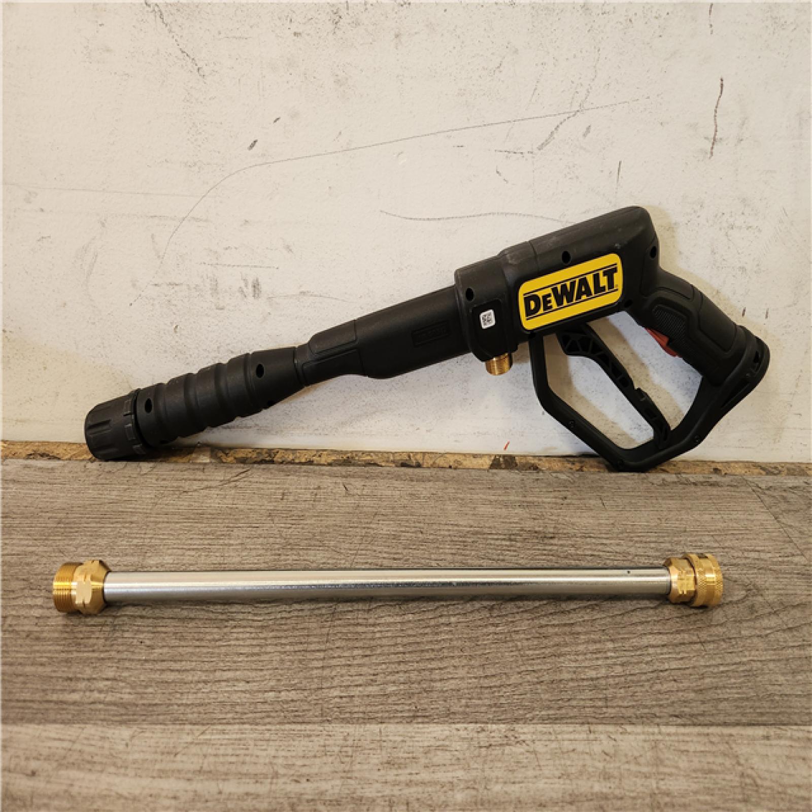 Phoenix AS-IS DEWALT 3400 PSI 2.5 GPM Gas Cold Water Pressure Washer with DeWalt 210 Engine
