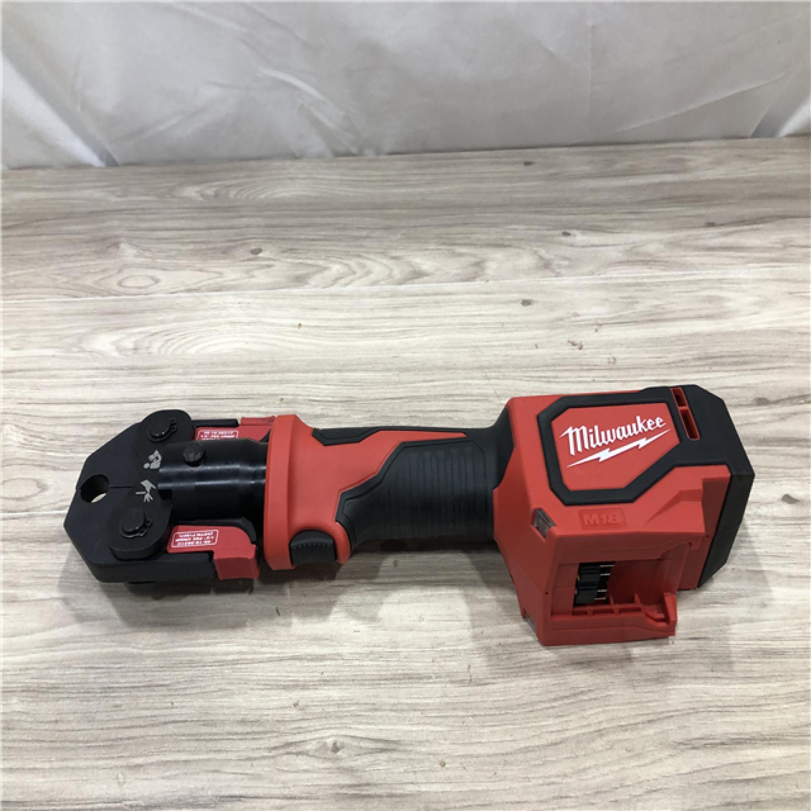 AS-IS Milwaukee M18 18V Lithium-Ion Cordless Short Throw Press Tool Kit