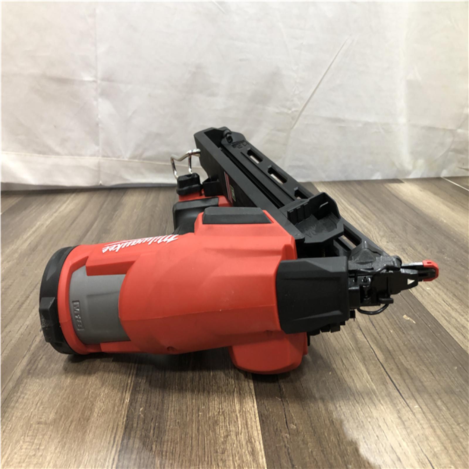 AS-IS Milwaukee FUEL 18V Lithium-Ion Brushless Cordless Gen II 15-Gauge Angled Nailer (Tool-Only)