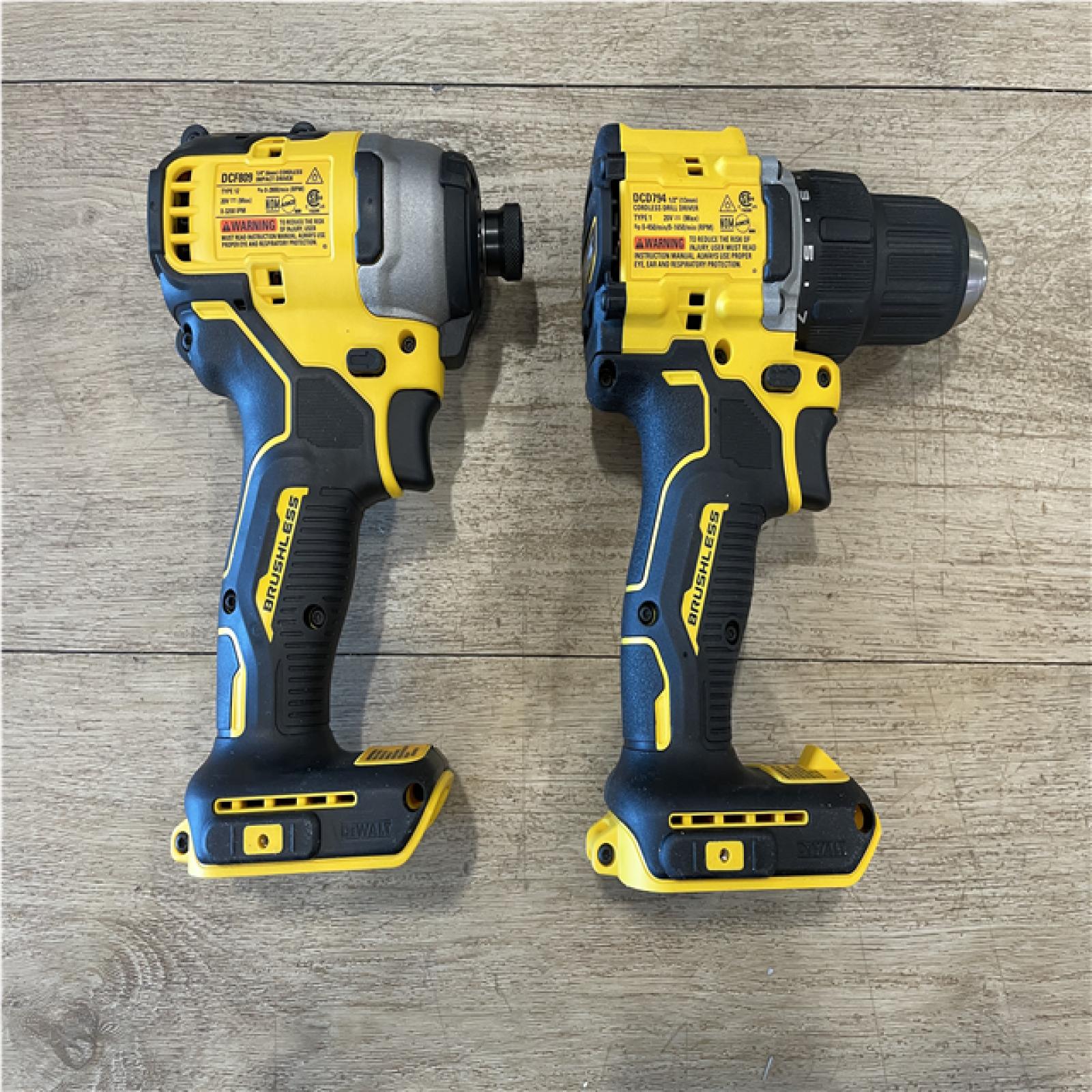 AS-IS DEWALT ATOMIC 20-Volt Lithium-Ion Cordless Brushless (4-Tool) Combo Kit