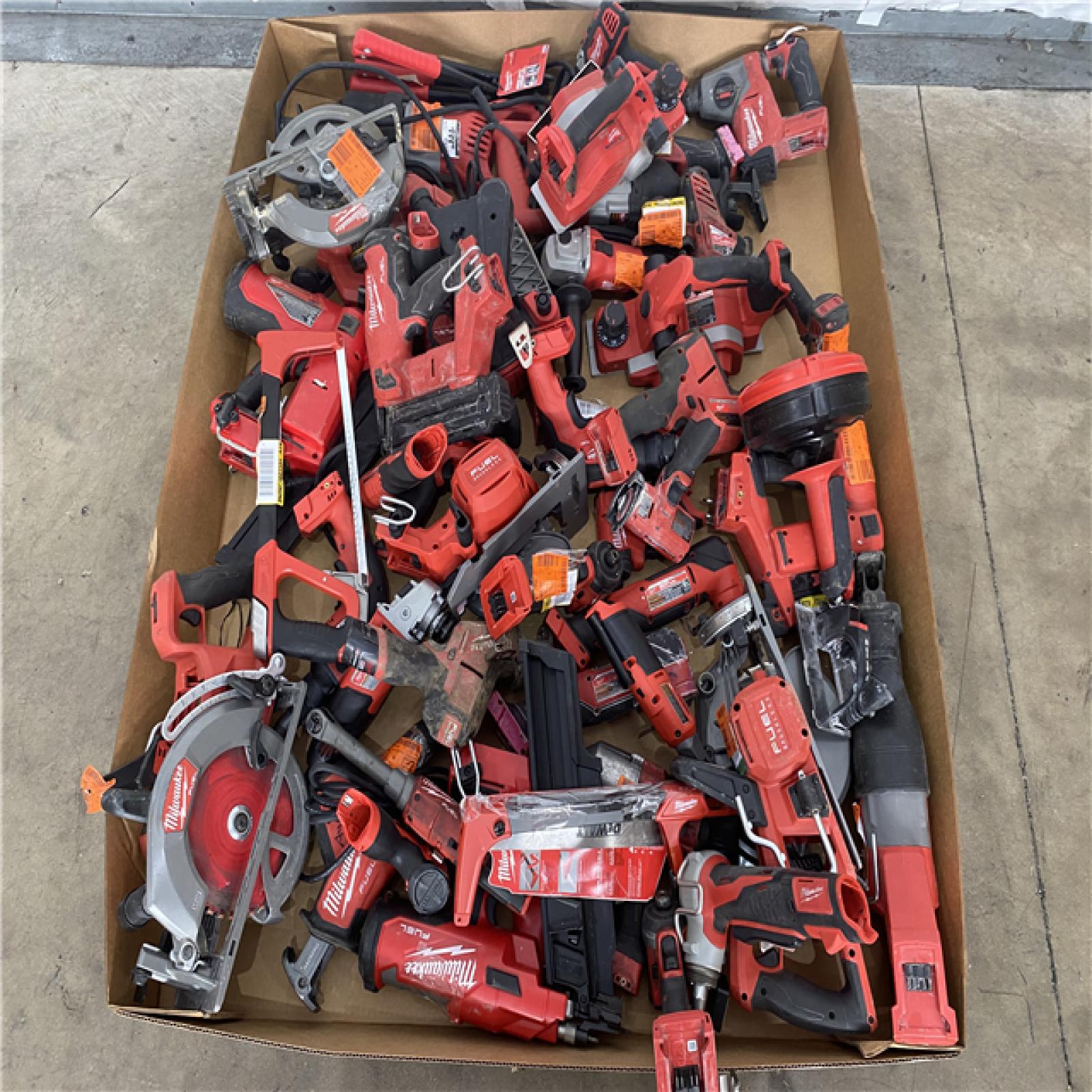 Houston Location AS IS - Tool Pallet