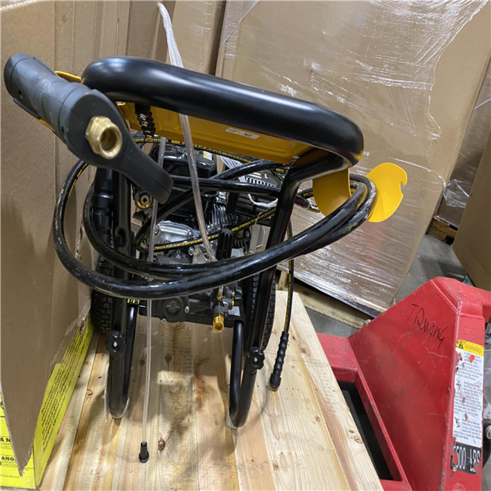Dallas Location - As-Is DEWALT 3600 PSI 2.5 GPM  Gas Pressure Washer