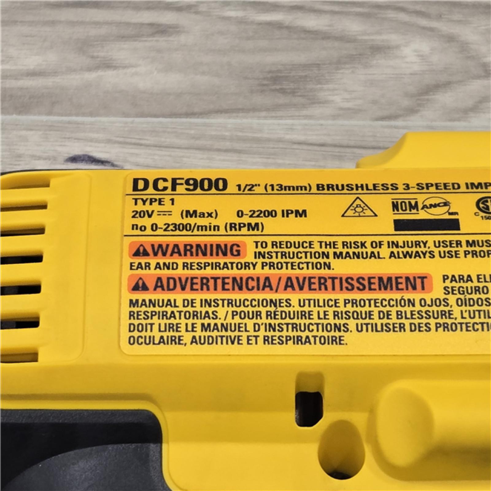 AS-IS Dewalt 20V MAX Lithium-Ion Cordless 1/2 in. Impact Wrench Kit