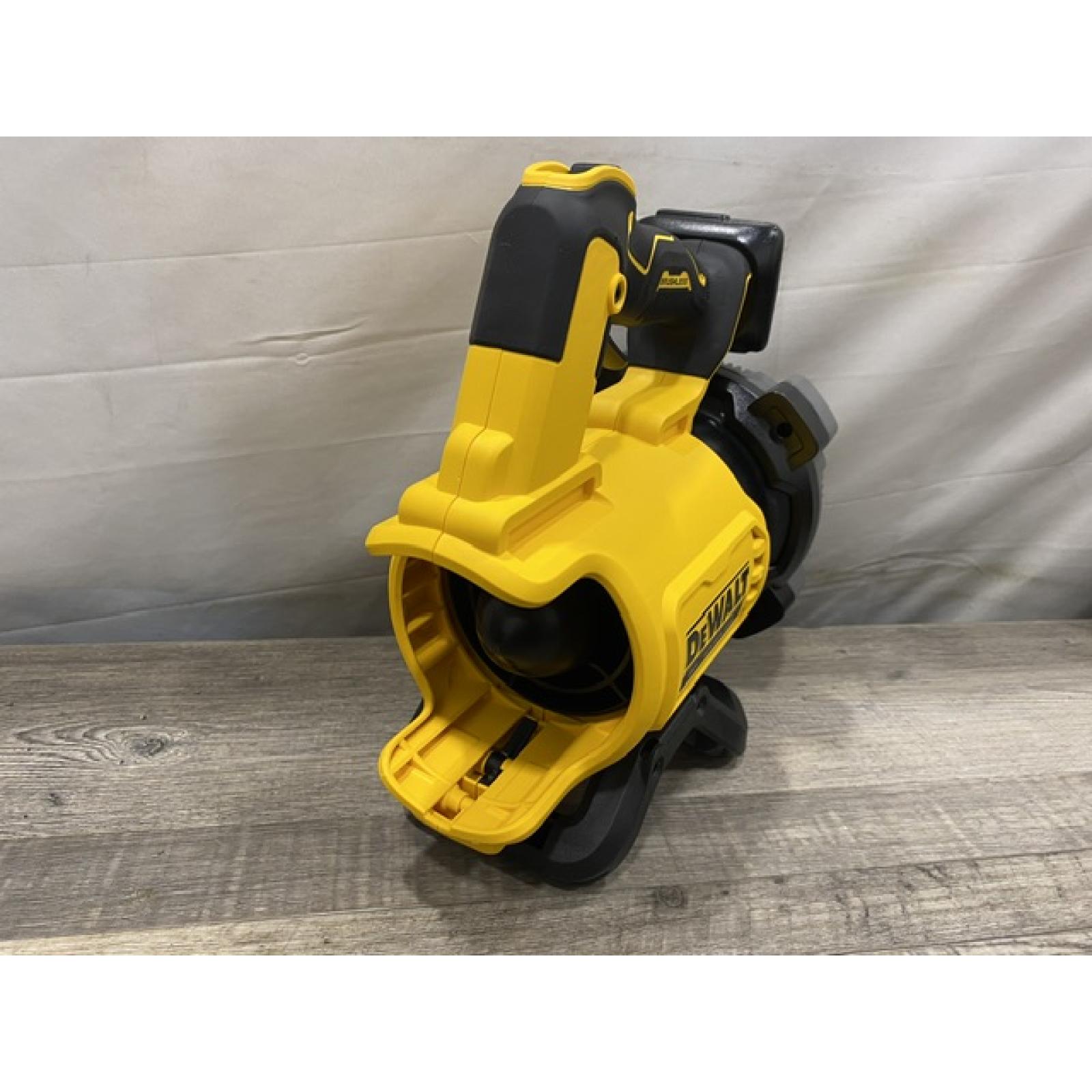 AS-IS DEWALT 20V MAX* XR Brushless Cordless Handheld Blower Kit