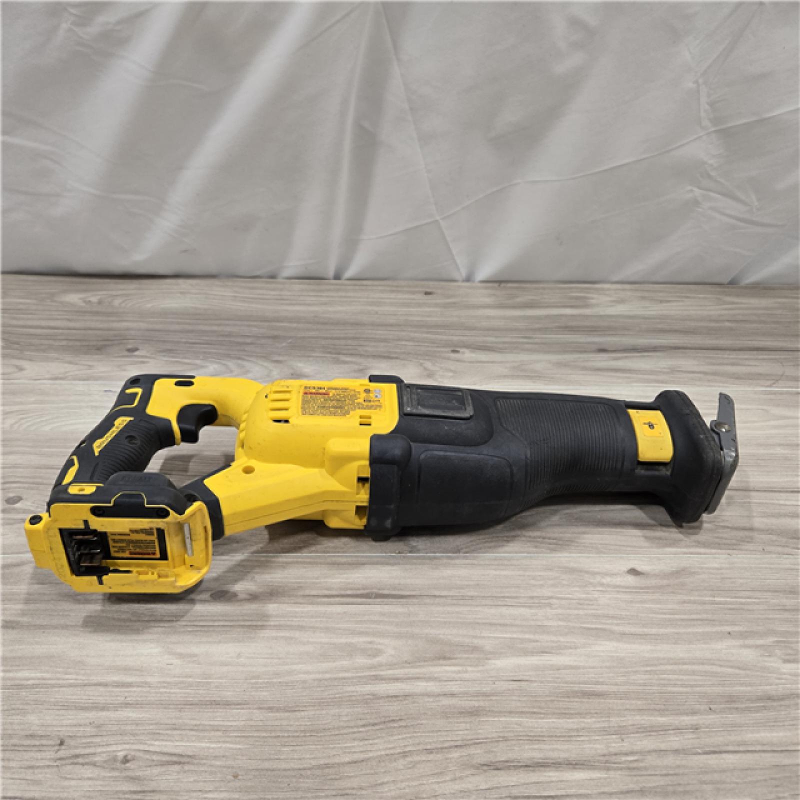 AS-IS DeWalt 20V MAX XR Cordless Reciprocating Saw (Tool-Only)