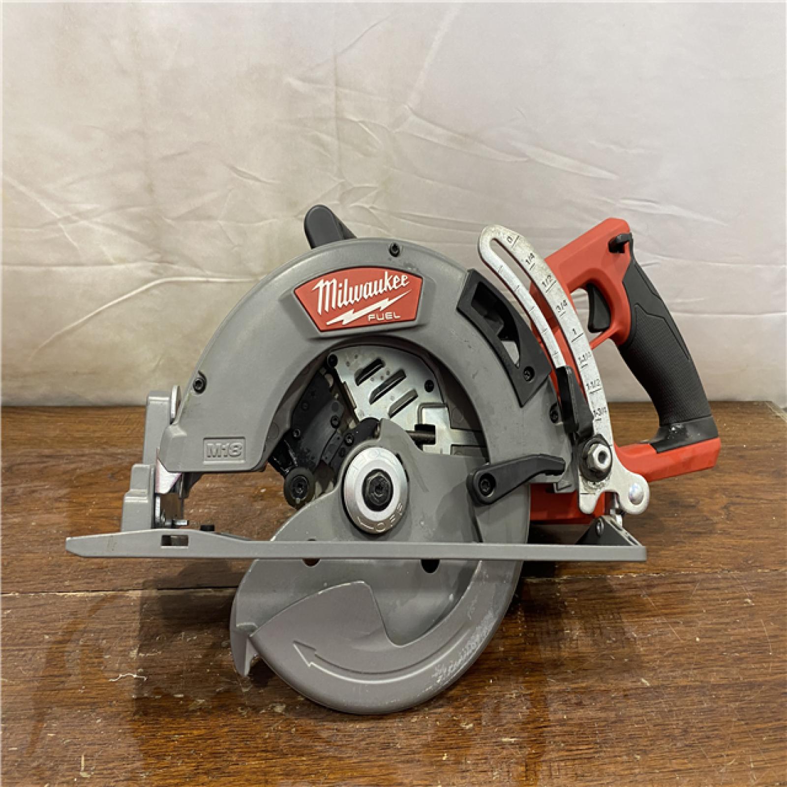 AS-IS Milwaukee 2830-20 Rear Handle Circular Saw M18 FUEL 7-1/4  Cordless Brushless Tool Only