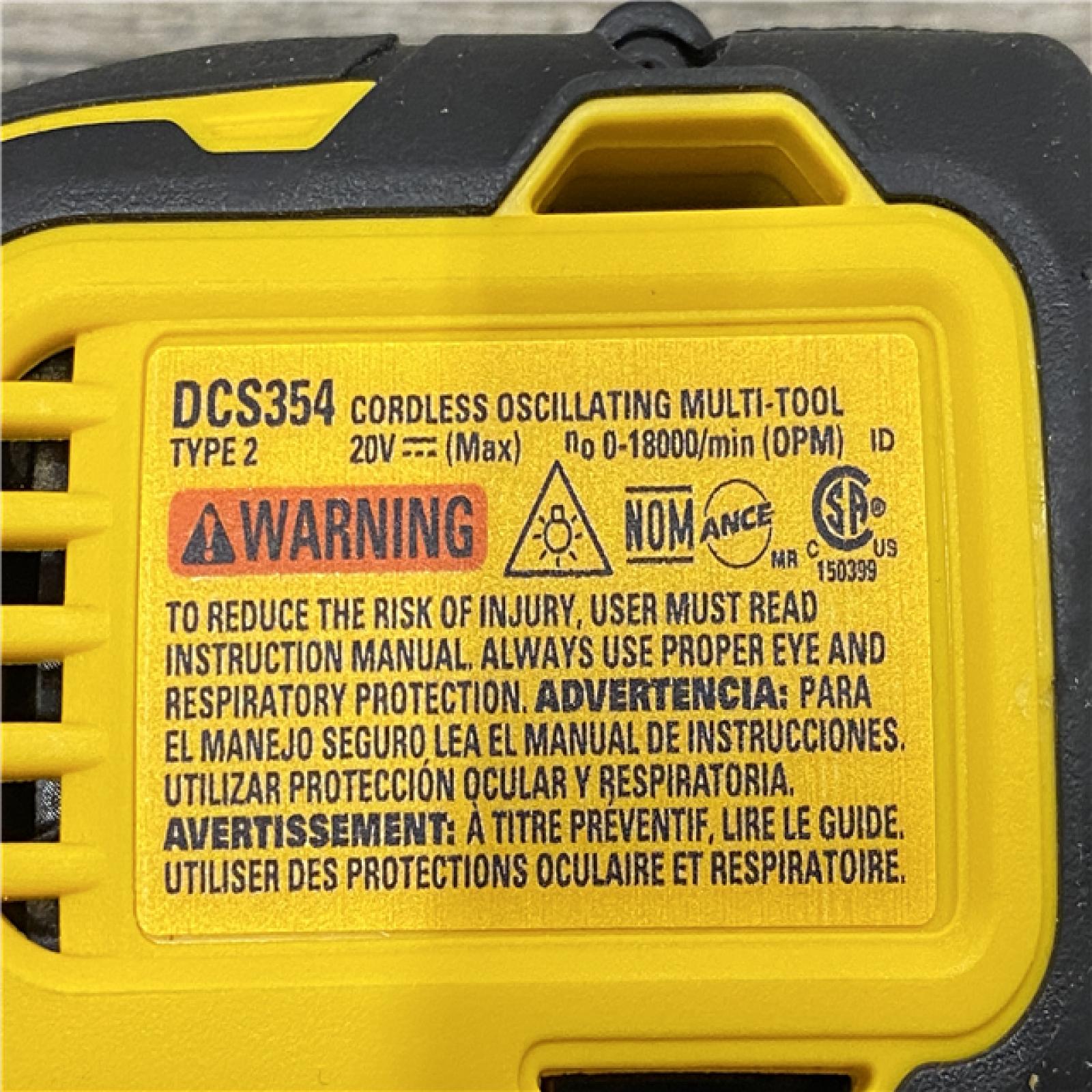 AS-IS DEWALT ATOMIC 20V MAX Cordless Brushless Oscillating Multi Tool Kit