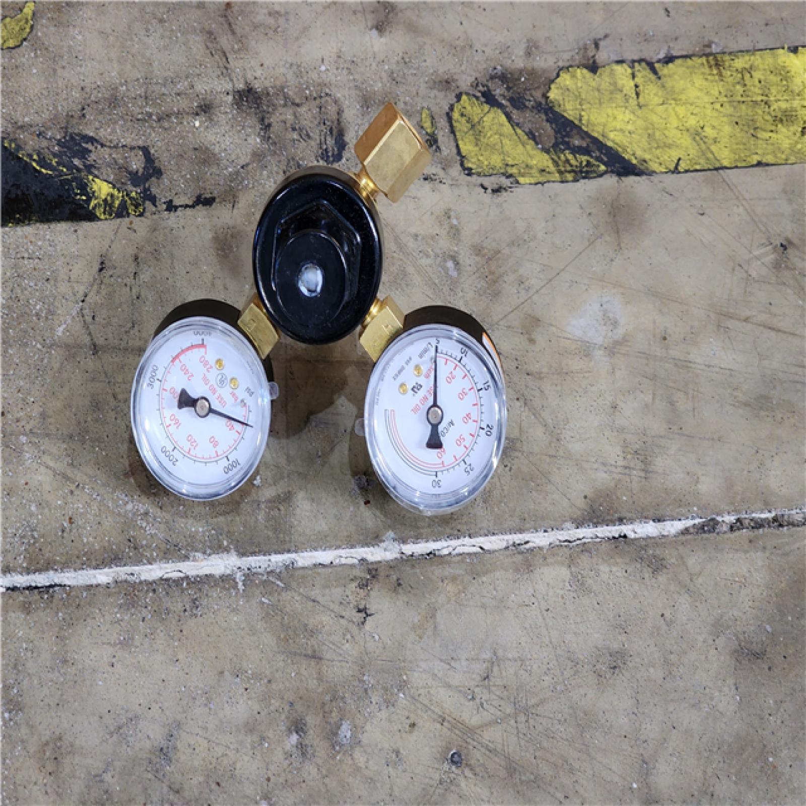 HOUSTON LOCATION - AS-IS Lincoln Electric Single Phase 140 Amp DC 115V Flux-Core & Stick MIG Welder - 90A/19V/20% Duty Cycle  10.15 Long | Part #K2697-1