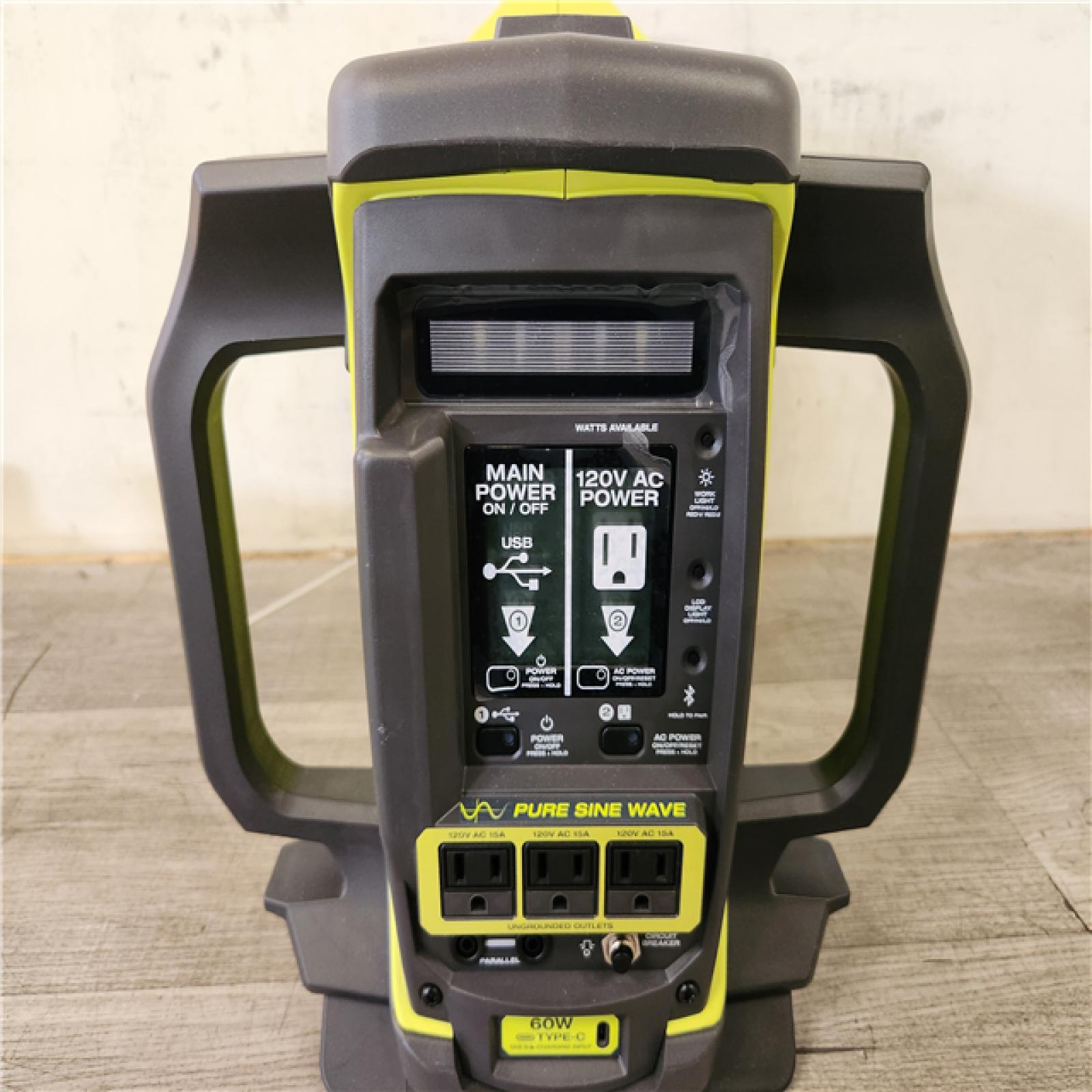 Phoenix NEW RYOBI 18V ONE+ 1800-Watt Portable Battery Inverter Power Station/8-Port Charger (Tool Only)