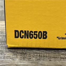 NEW - DEWALT 20V MAX XR Lithium-Ion Cordless 15-Gauge Angled Finish Nailer (Tool Only)