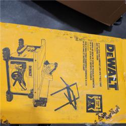Like New-  DEWALT 15 Amp Corded 8-1/4 in. Compact Jobsite Tablesaw with Compact Table Saw Stand