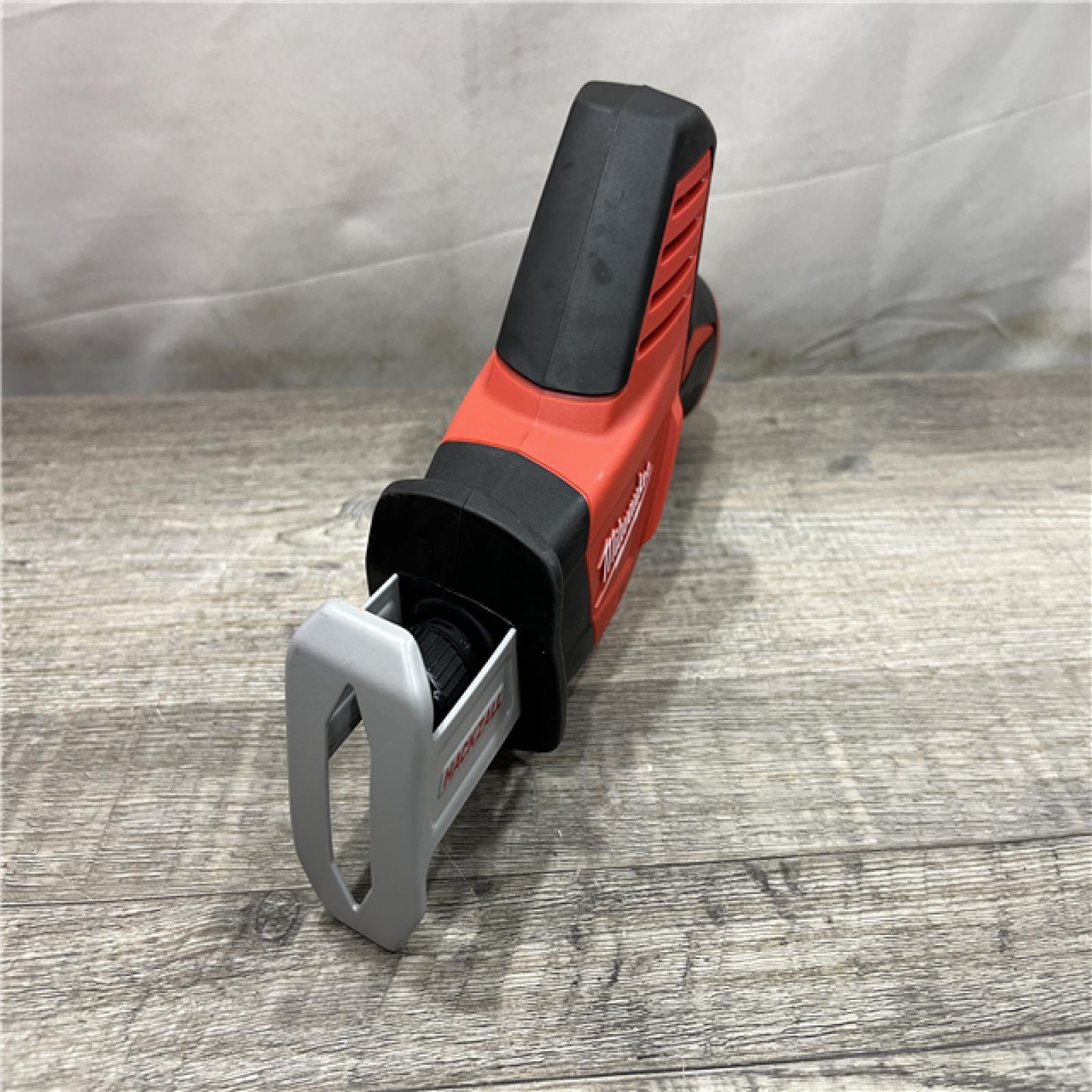 AS-IS Milwaukee 12V Lithium-Ion HACKZALL Cordless Reciprocating Saw Kit