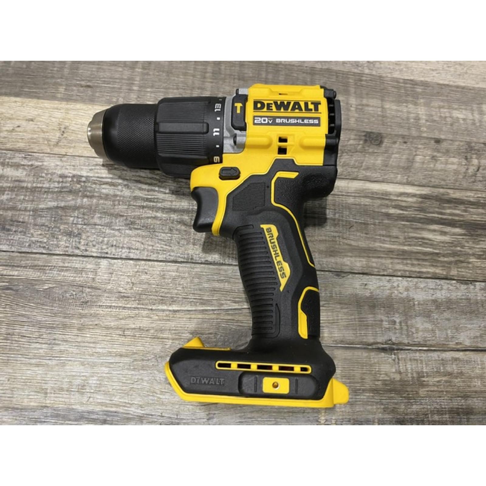 AS-IS DEWALT ATOMIC 20V Lithium-Ion Cordless 1/2 in. Hammer Drill Kit