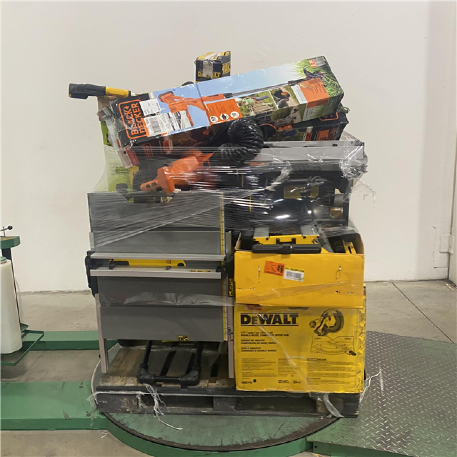 Dallas Location - As-Is Tool Pallet