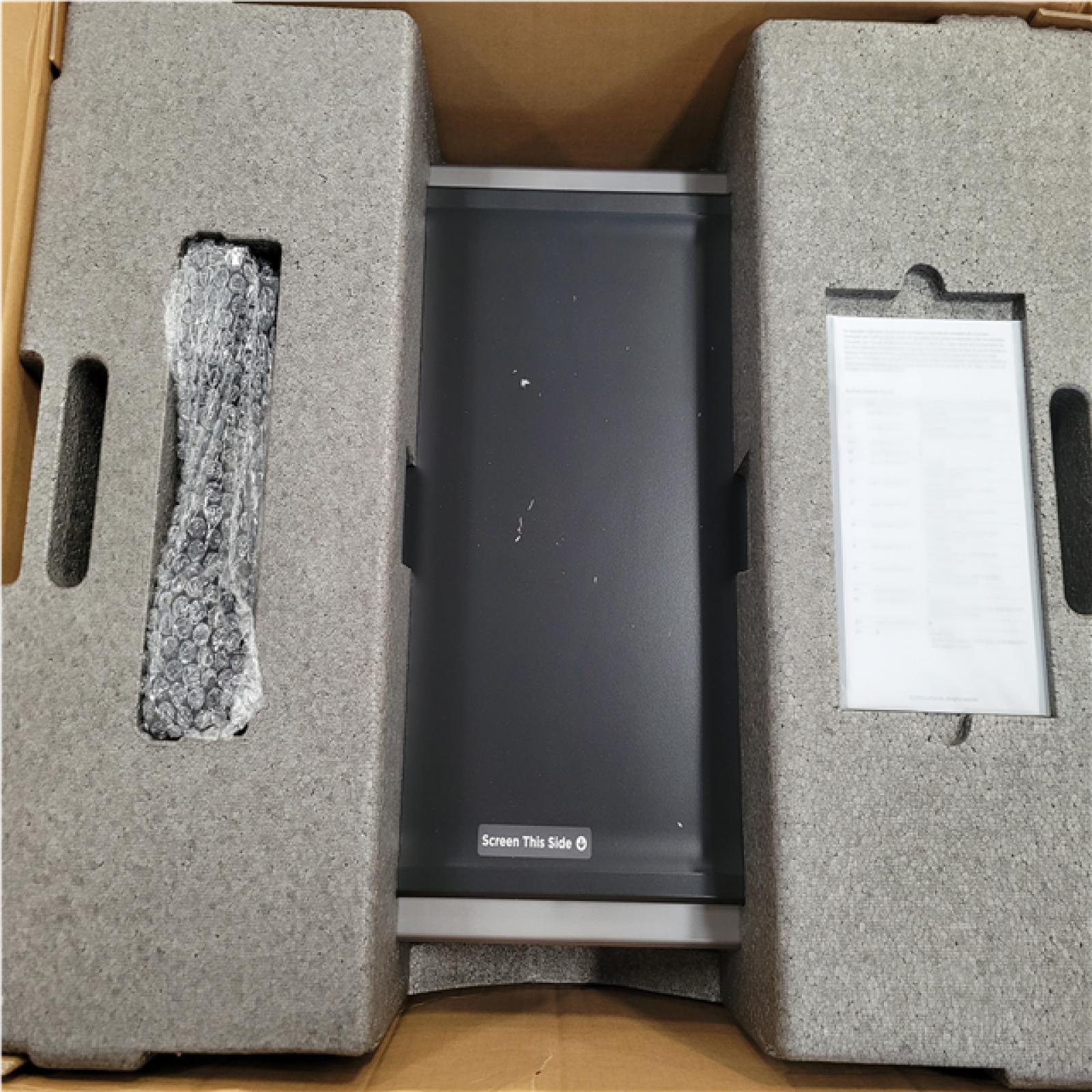 CALIFORNIA NEW ECOFLOW POWER STATION BATTERY