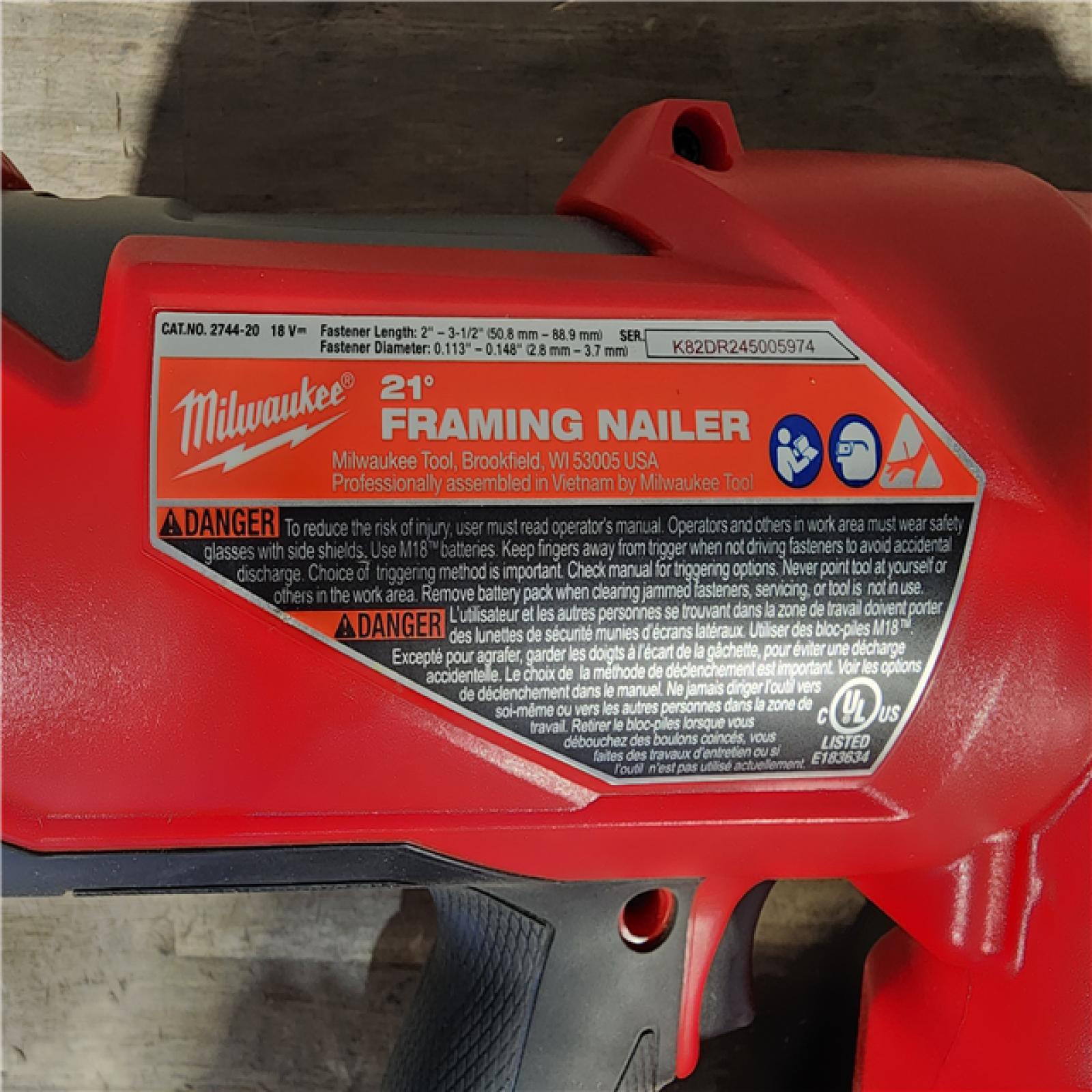 HOUSTON LOCATION - AS-IS Milwaukee 2744-20 M18 FUEL 3-1/2 in. 18V 21-Degree Lithium-Ion Brushless Cordless Framing Nailer (Tool-Only)