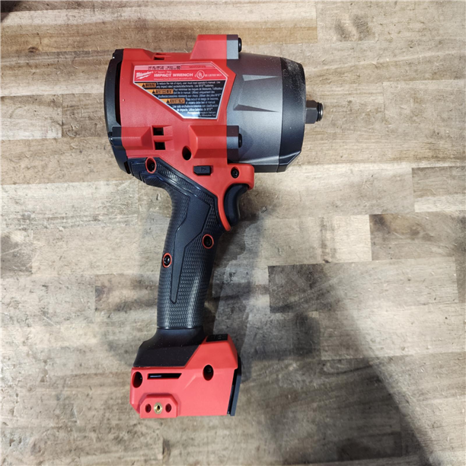 HOUSTON LOCATION - AS-IS Milwaukee FUEL 18V Lithium-Ion Brushless Cordless 1/2 in. Impact Wrench w/Friction Ring Kit