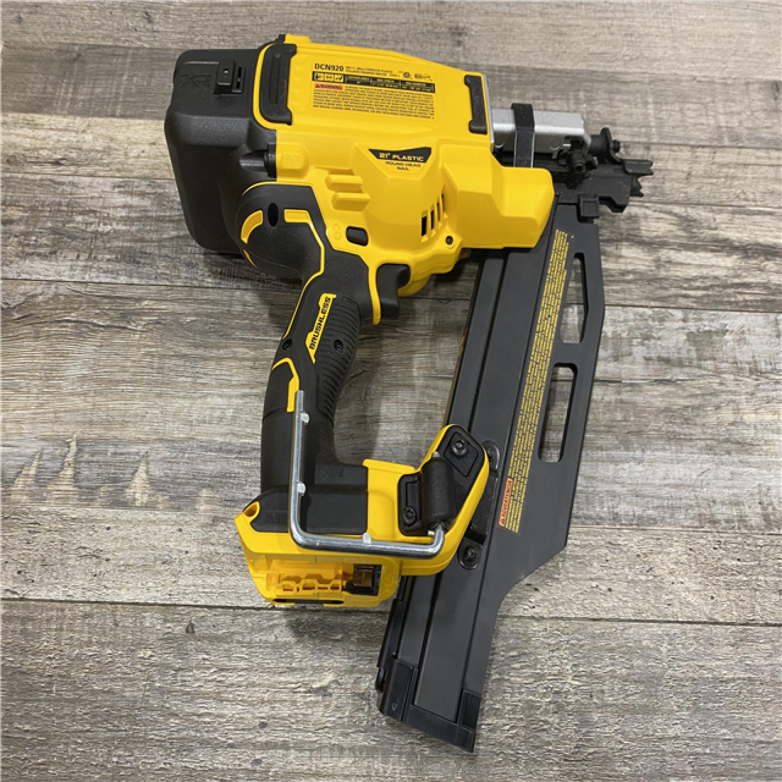 AS-IS DEWALT 20-Volt 21° Cordless Framing Nailer (Tool-Only)
